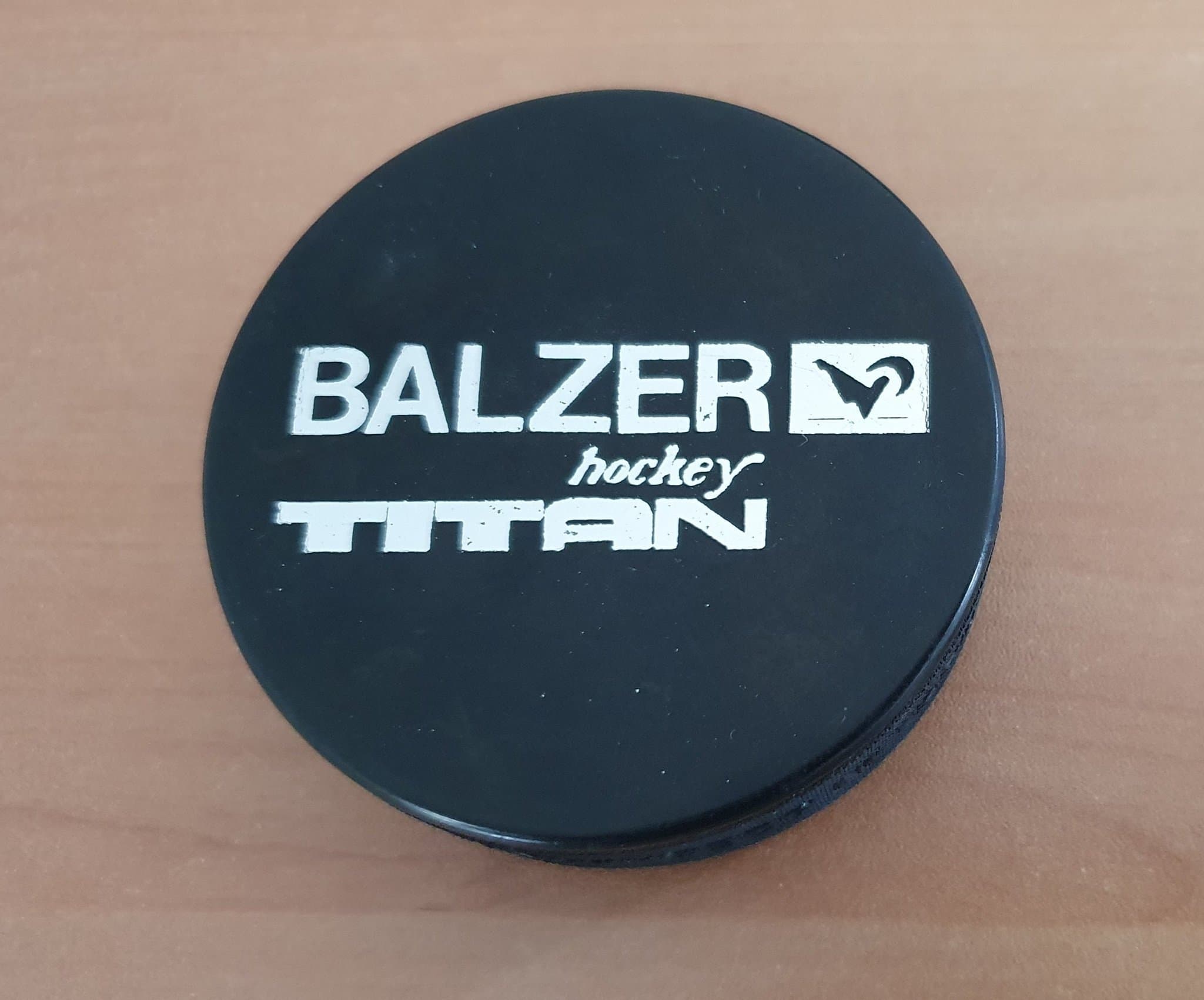 Eishockey Puck WM 1977, made in Czechoslovakia, Super Zustand