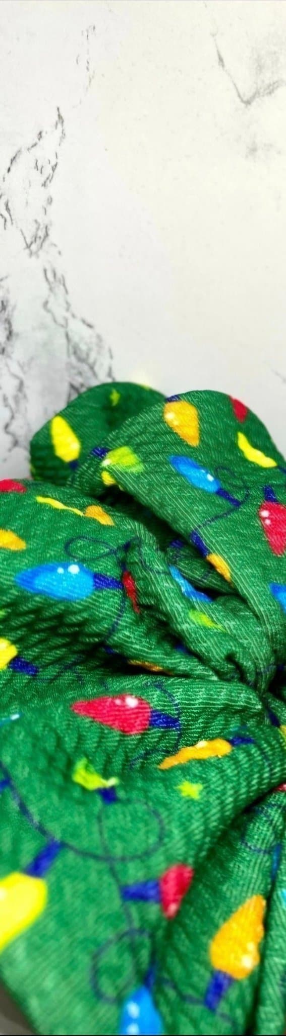 Grön julbelysning mönstrad överdimensionerad Scrunchie Enchanted Scrunch NY