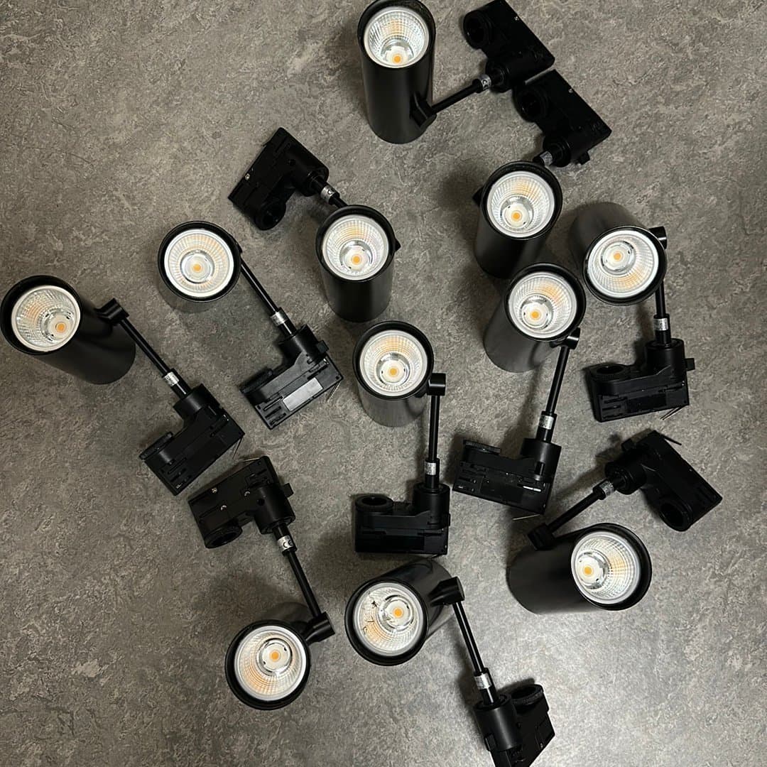 Spotlights för skena