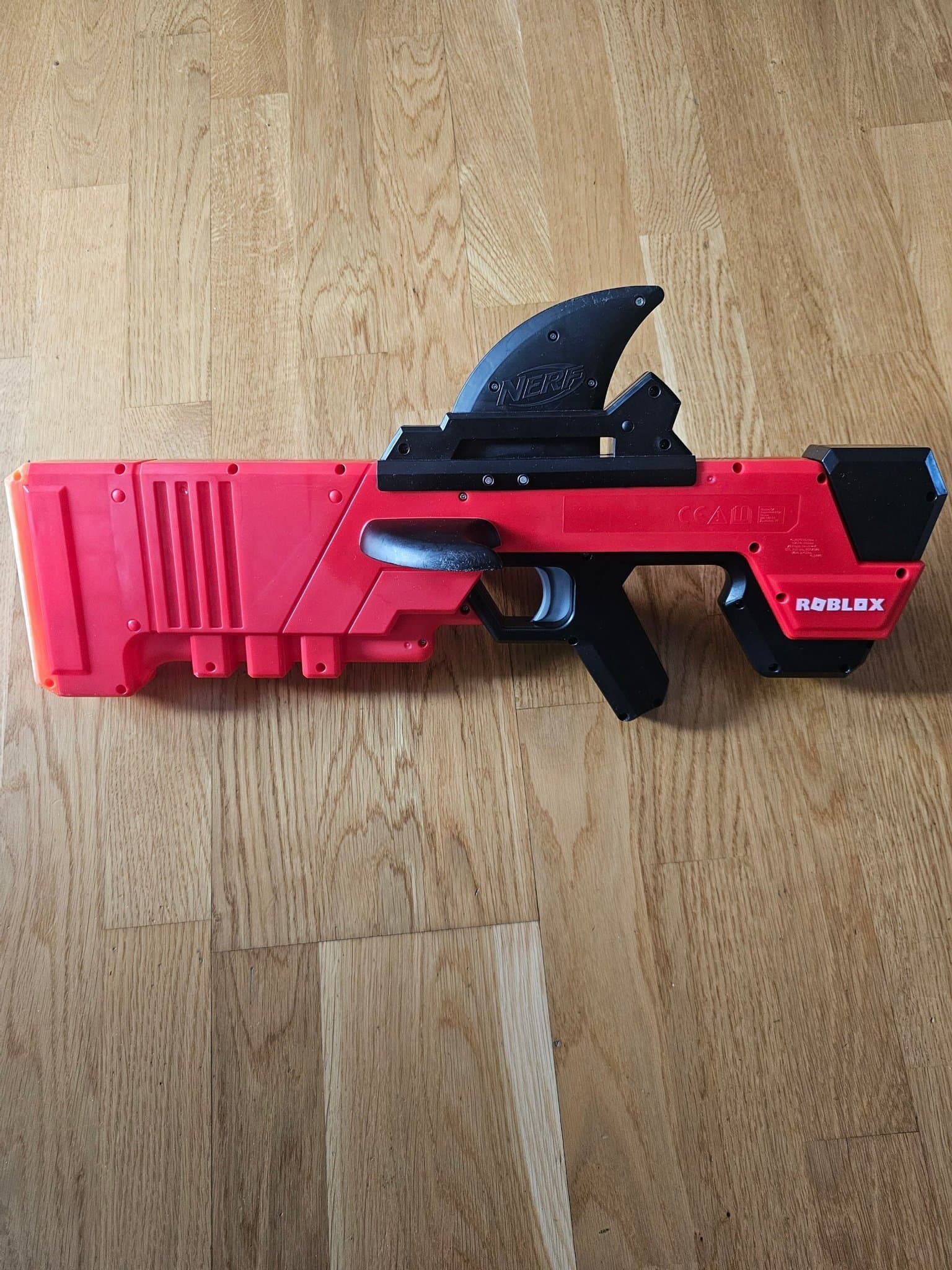 Nerf Roblox SharkBite: Shark Seeker Blaster