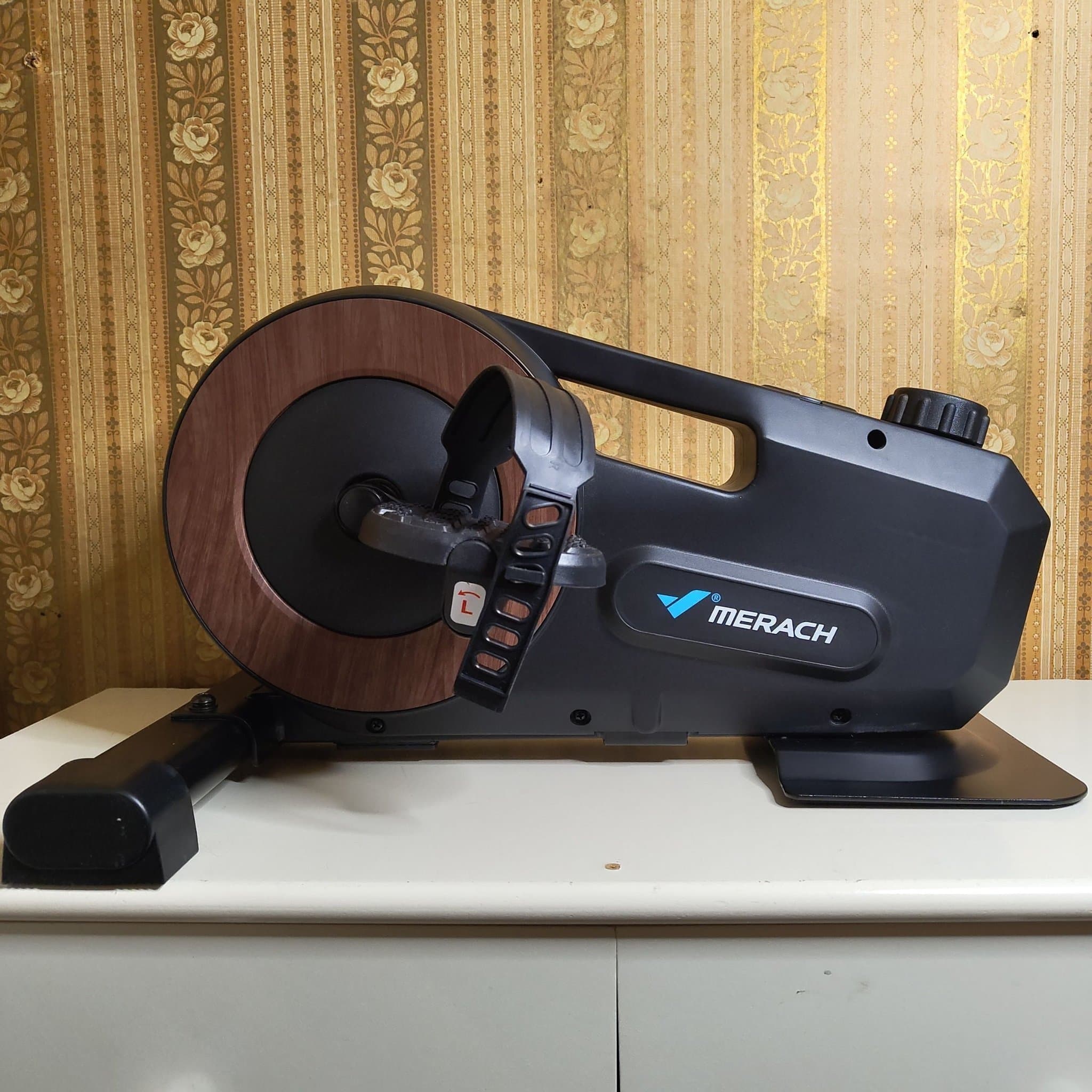 MERACH MR-E43 pedaltränare/minimotionscykel med magnetmotstånd - Ny i kartong!