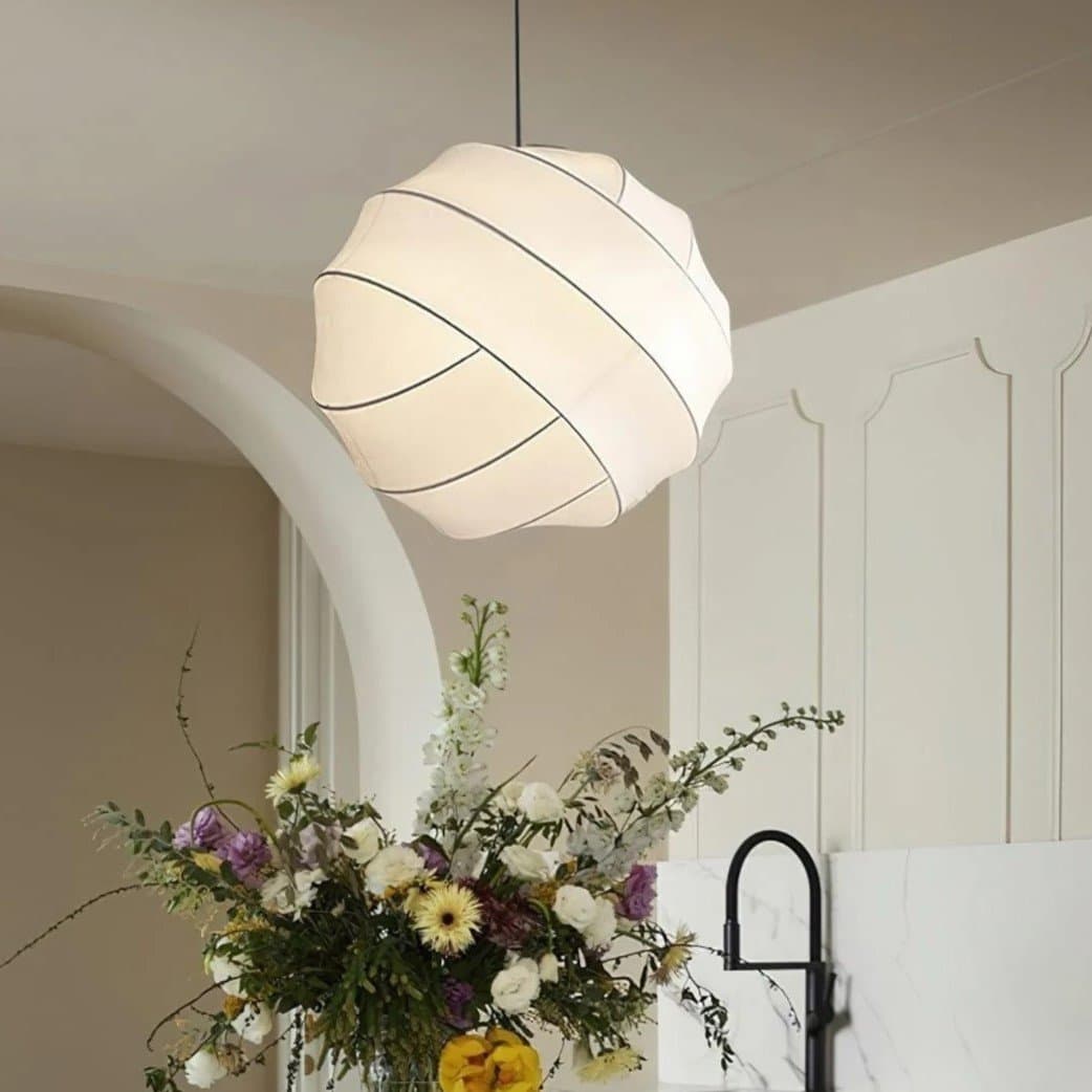 Silk Moon pendel Ø50 – Skandinavisk design – Taklampa