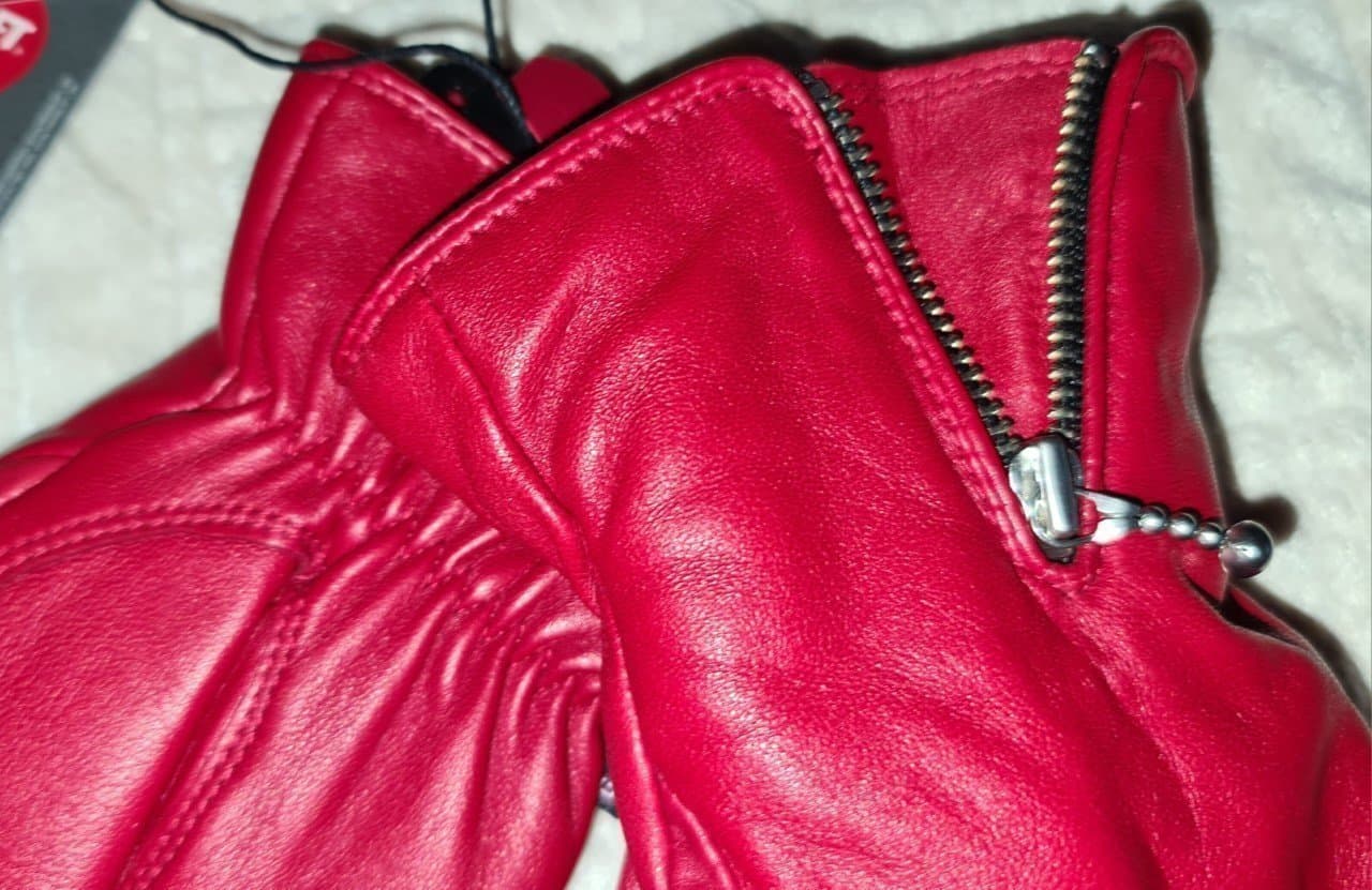 Tumvantar GAUCHO Dam Stl 6 Nya Butikspris 650kr Röda Lmmnappa med Dragkedja