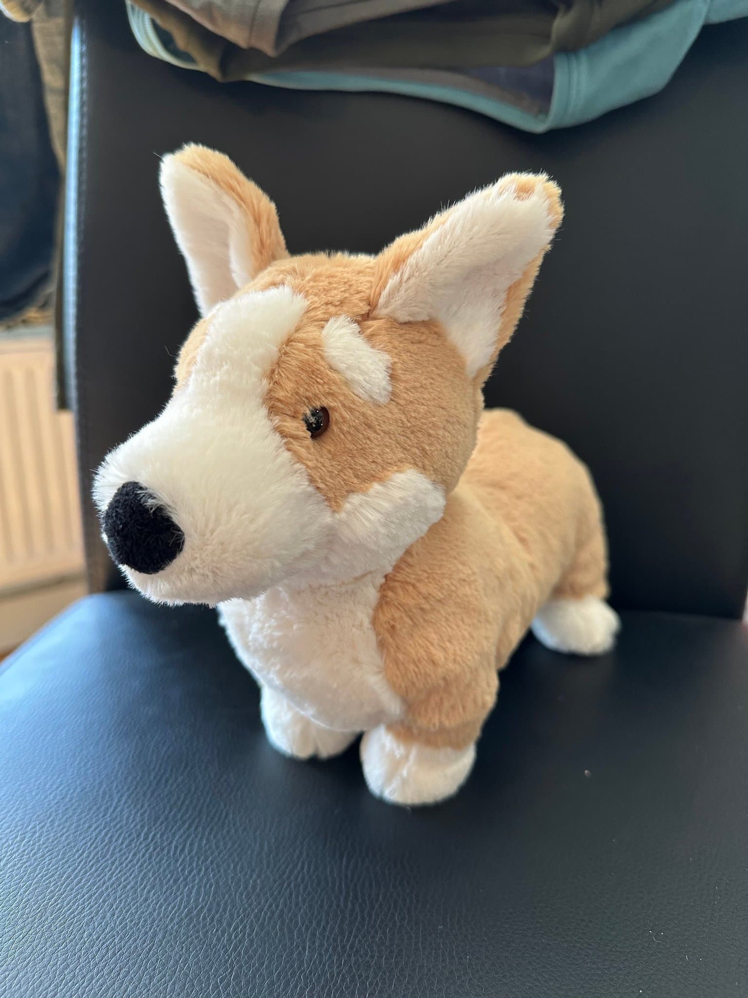 Jellycat Betty Corgi Medium Gosedjur
