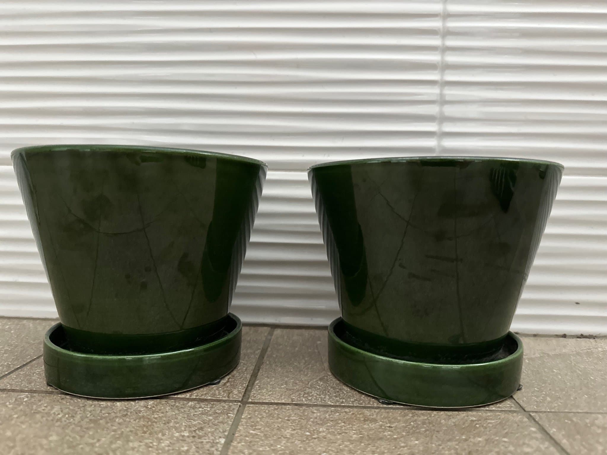 Bergs Potter Julie krukor med fat, 2-pack, glaserade, grön