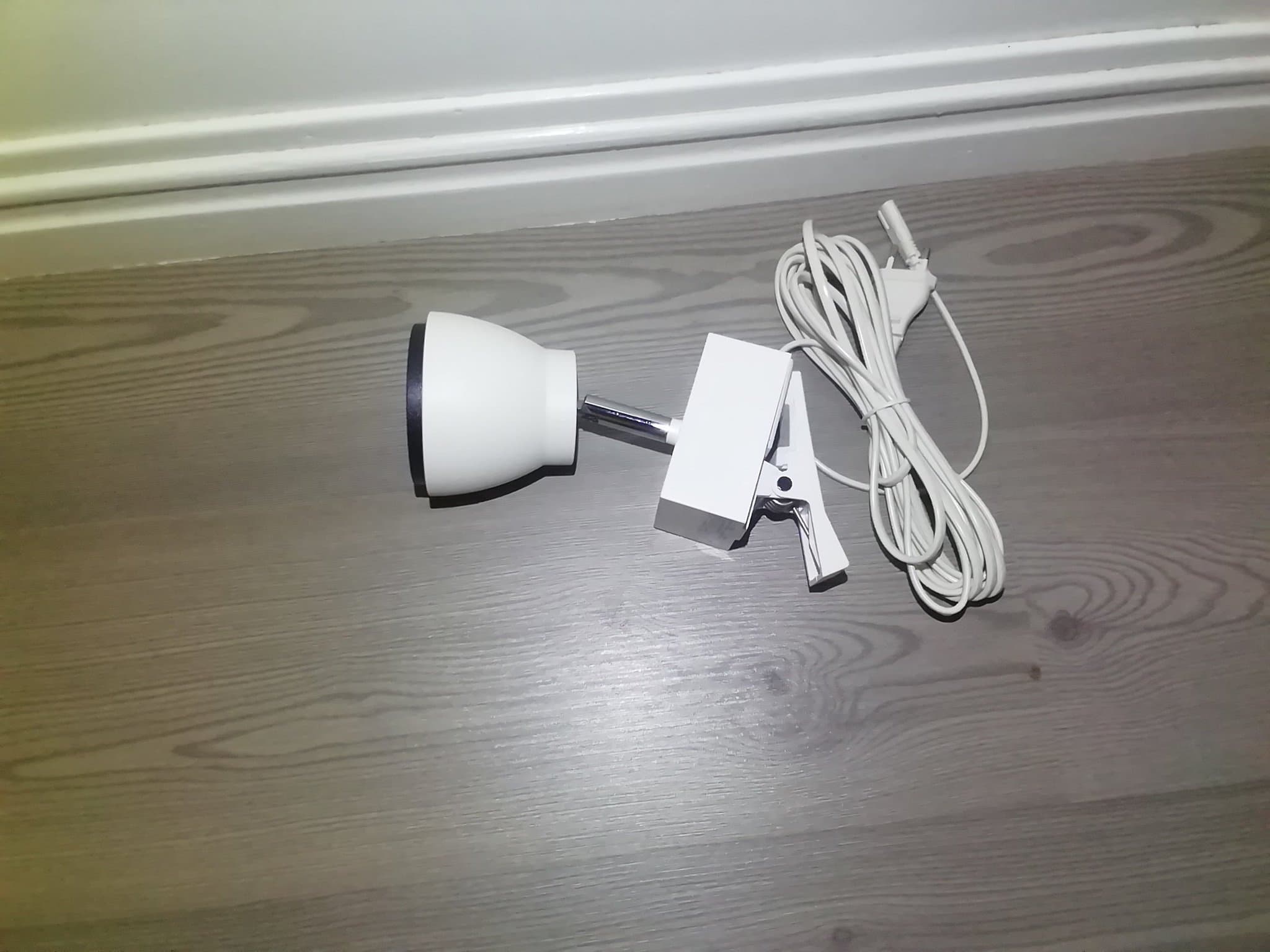 Fagerhult Led lampa spotlight med klämma och ca 4,5m sladd 230v 10w 800lm 3500k