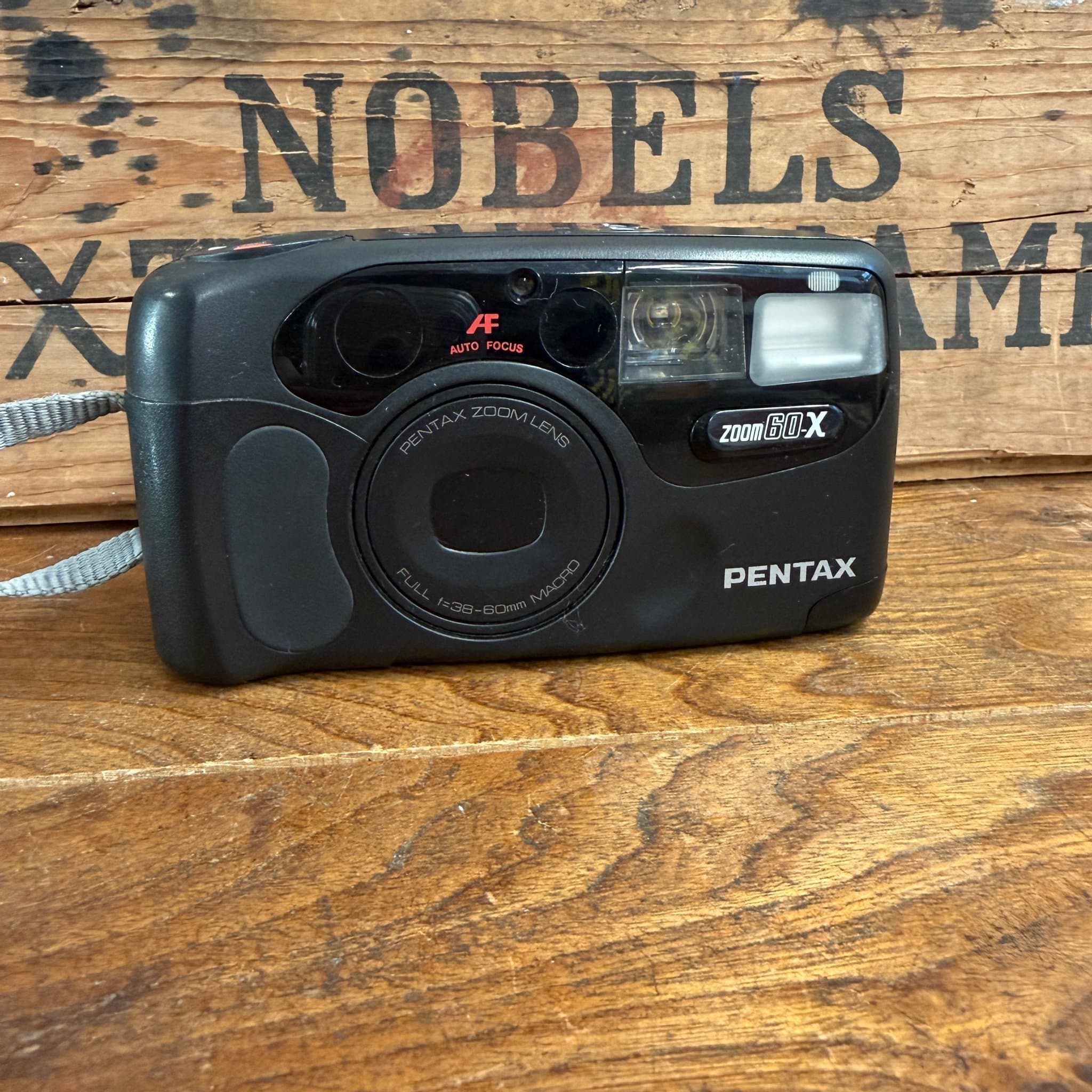 Pentax Zoom 60-X - Analog Kompaktkamera