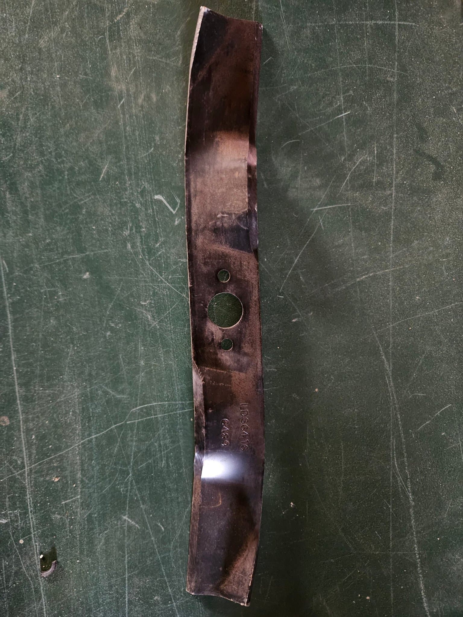 Gräsklipparblad/ kniv