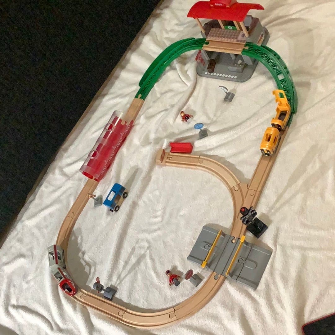 BRIO World Central Station 33989 Centralstation tåg räls tågräls tågstation