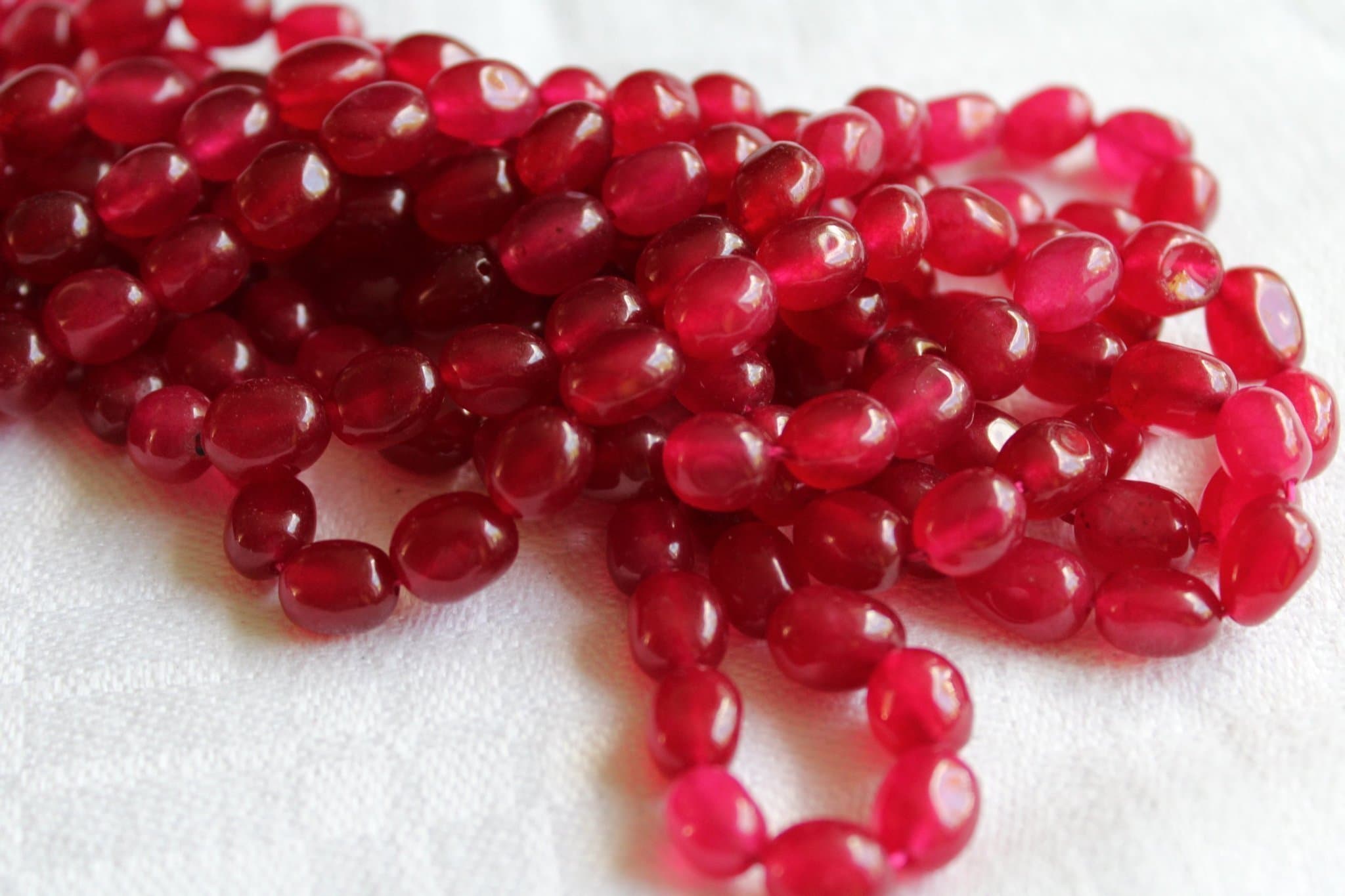 1 sträng Jade nuggets ca. 8-11 x 7-8 mm