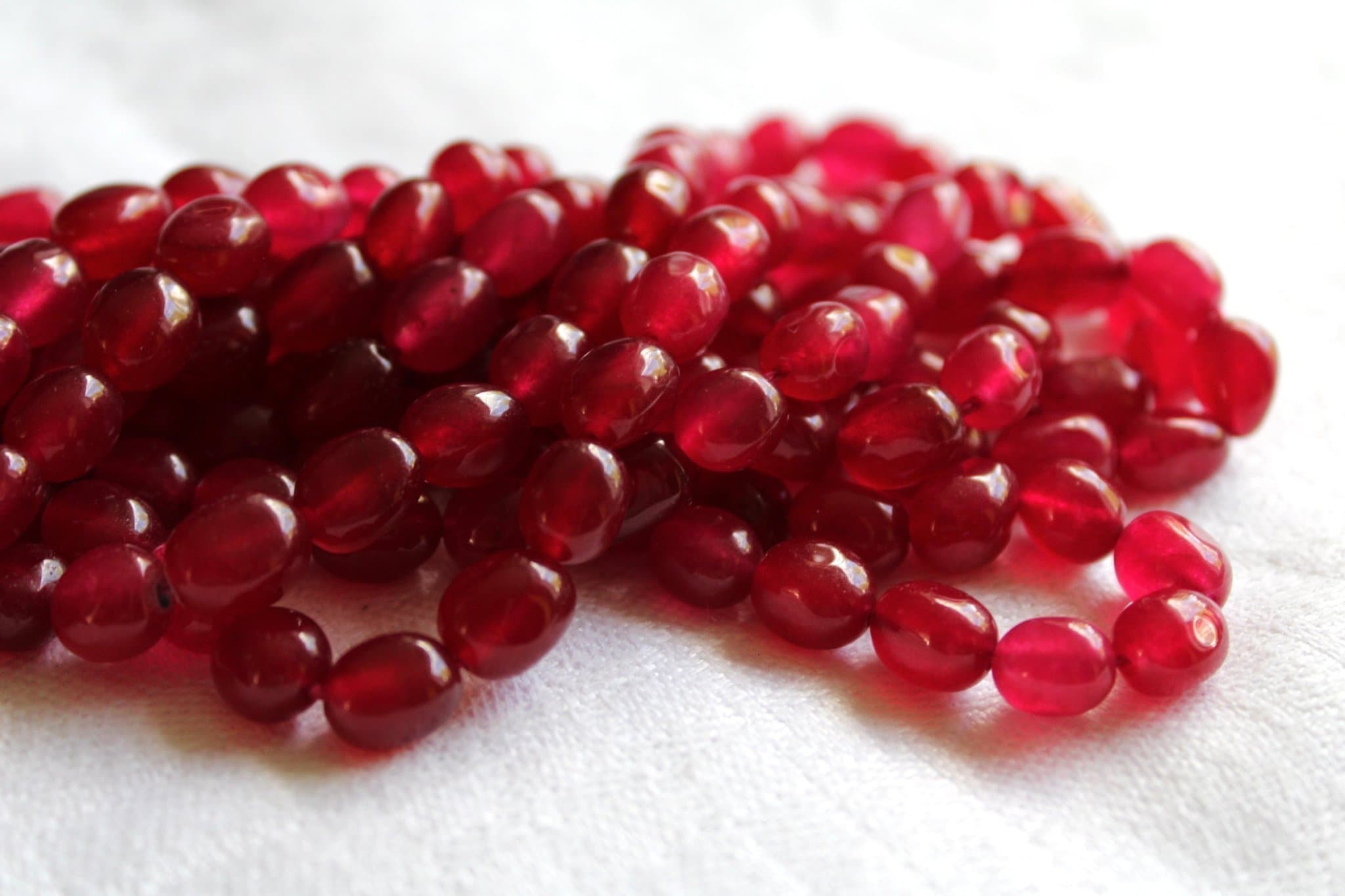 1 sträng Jade nuggets ca. 8-11 x 7-8 mm