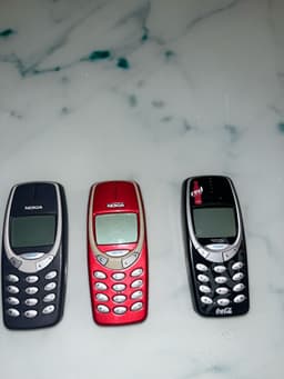 Nokia 3310 - 3 stycken i bra skick utan batterier otestade