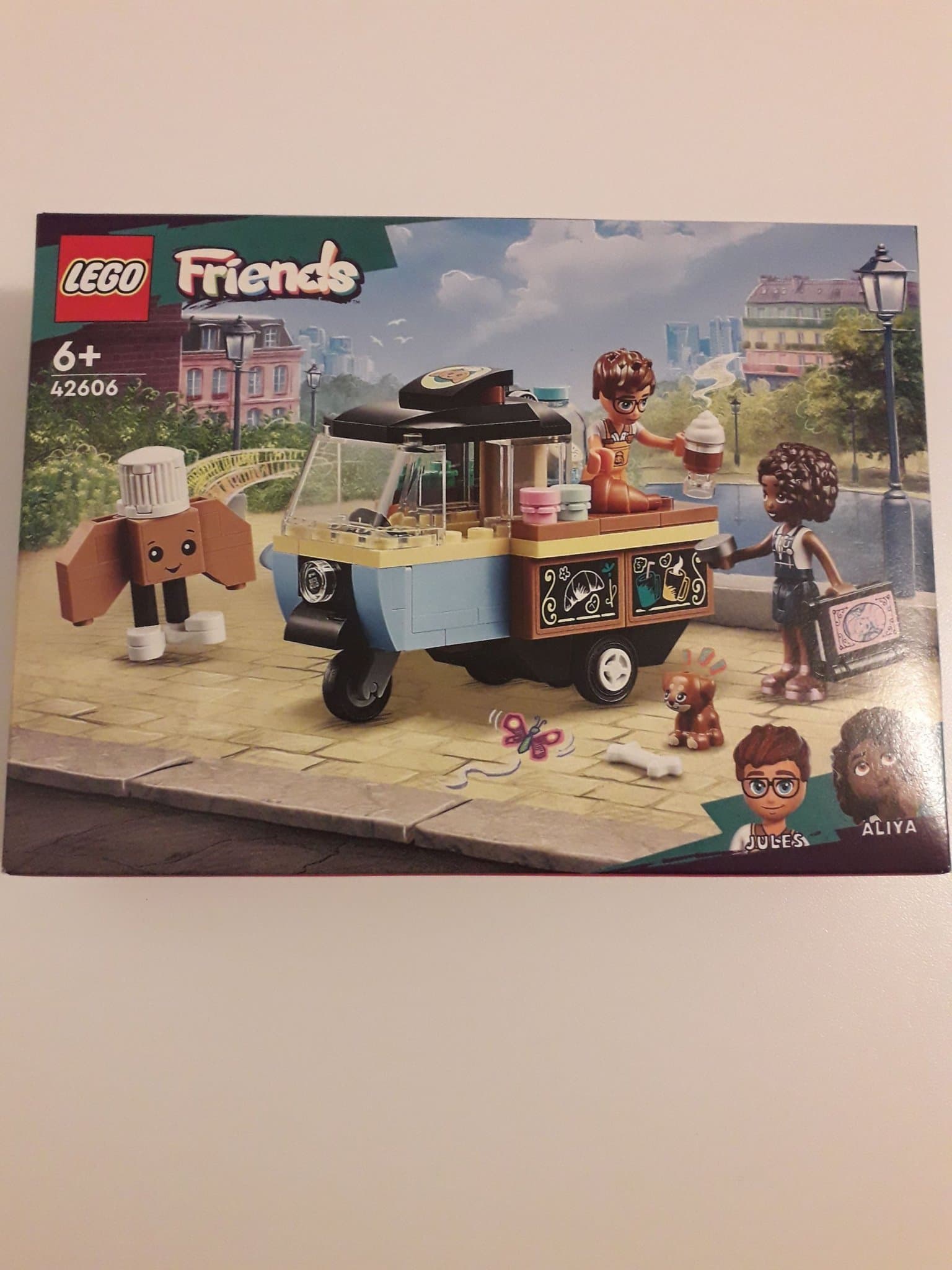 LEGO Friends set 42606 Mobile Bakery Food Cart - oöppnad original box