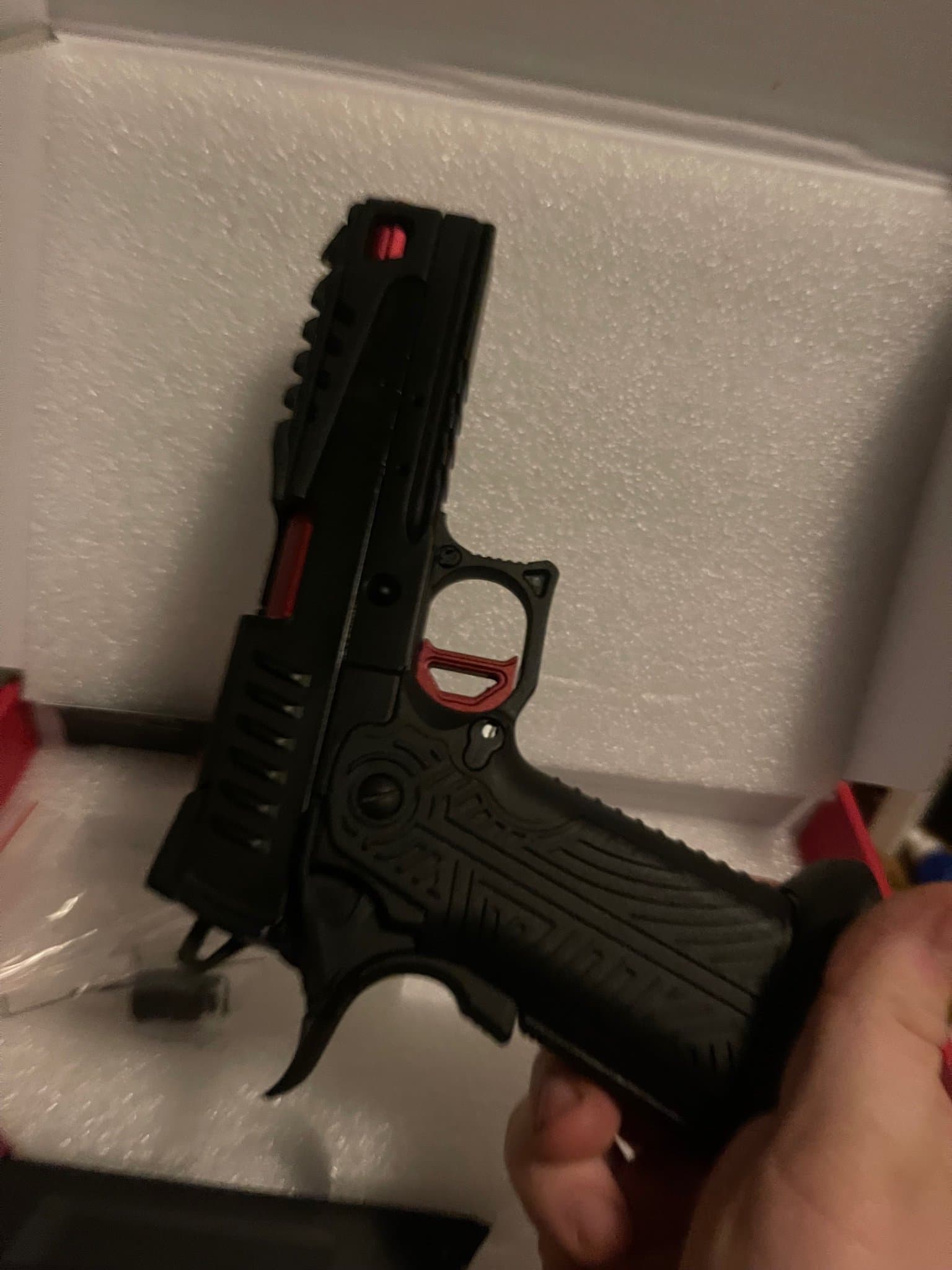 HI-CAPA Carnotaurus BLE-015-SB