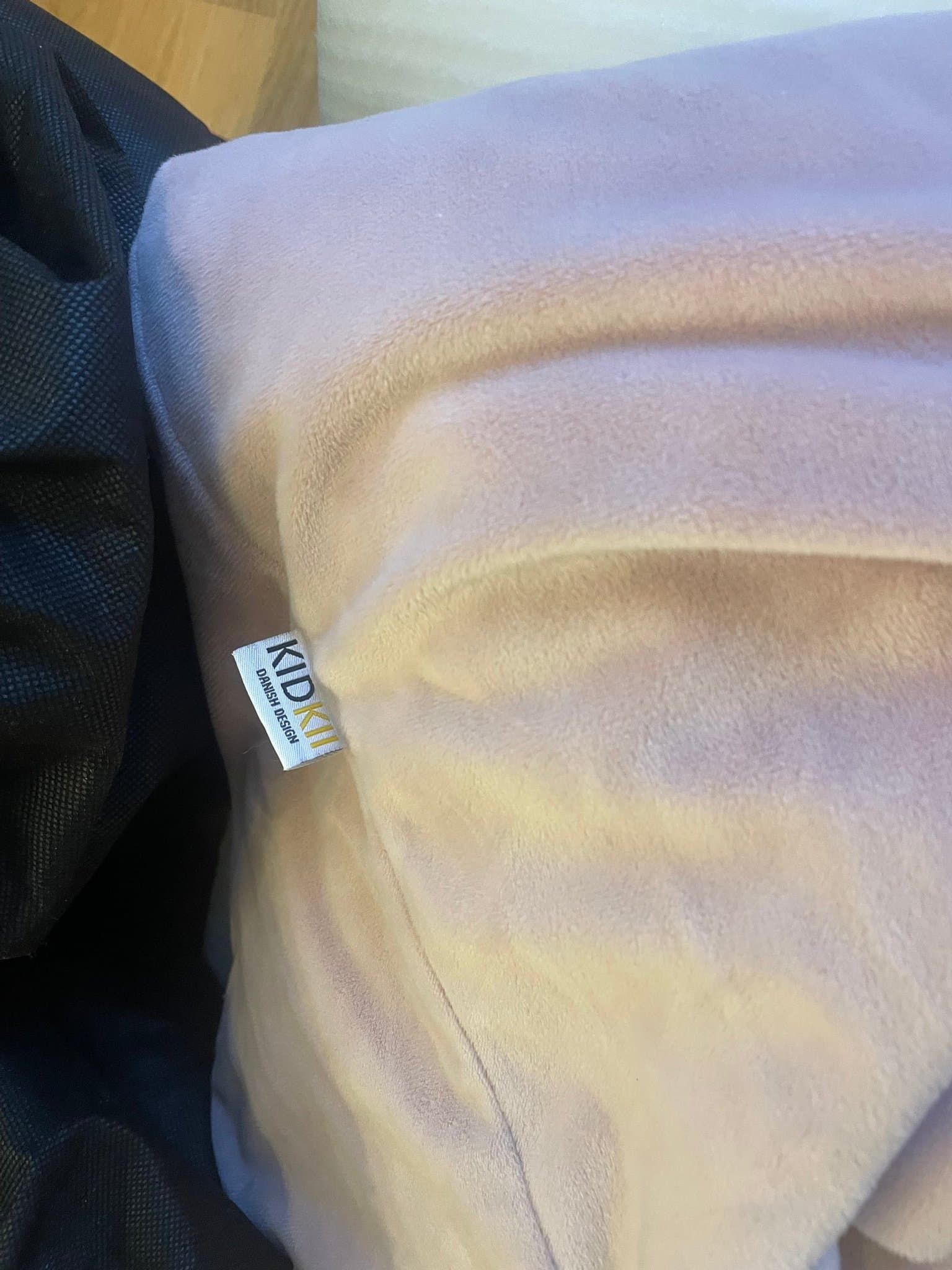 Montessori Bollhav med bollar Kid kii danish design