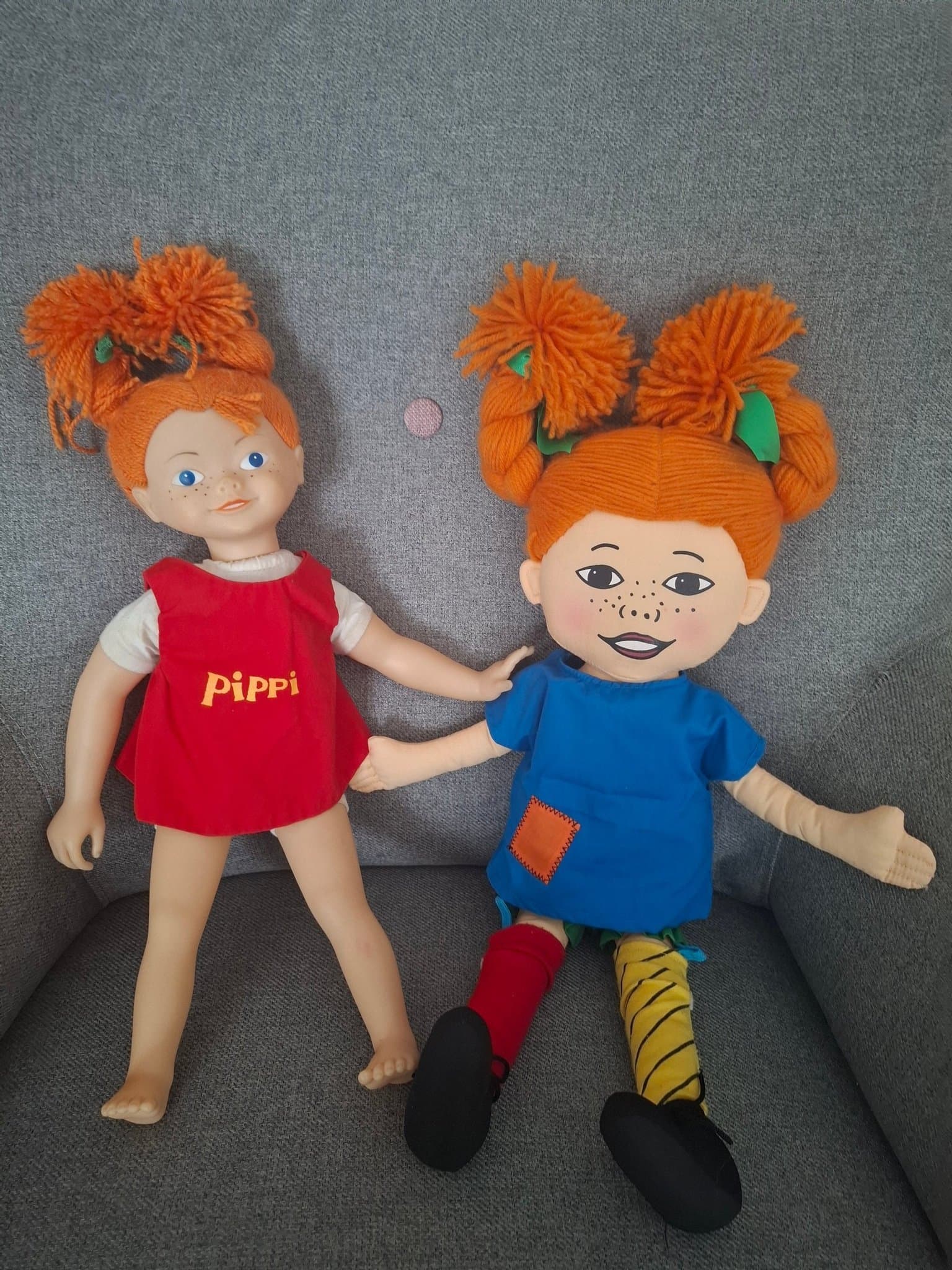 Två Pippi Långstrump dockor - Astrid Lindgren / Soft Toys