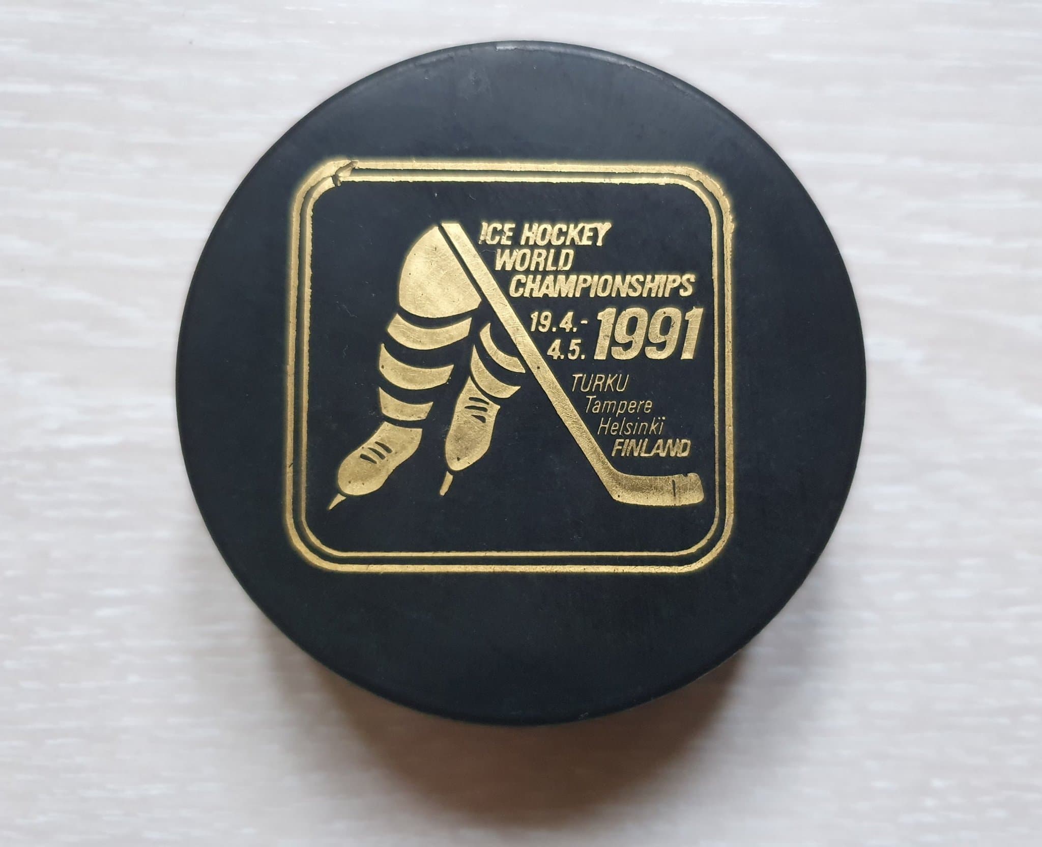 Eishockey Puck VM 1991, made in Czechoslovakia