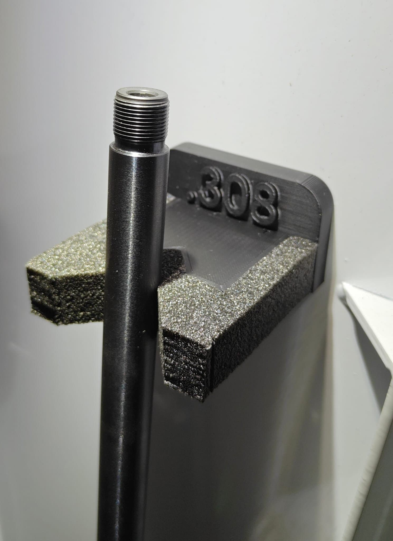 Vapenställ magnetiskt