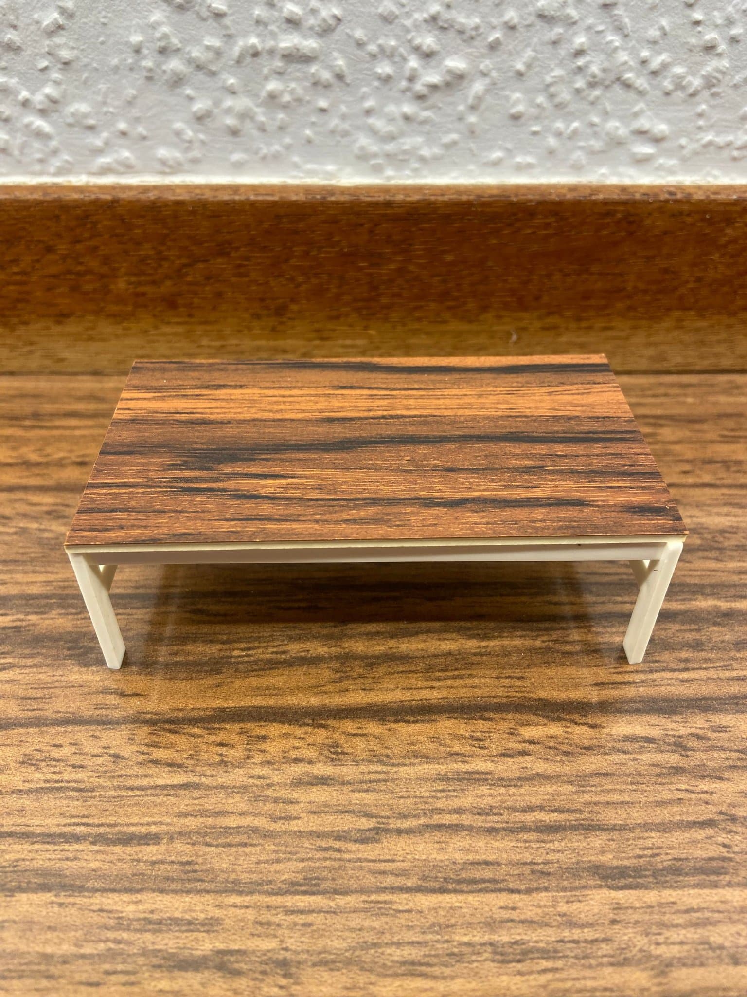 Brio - Bord - Soffbord - Dockskåp