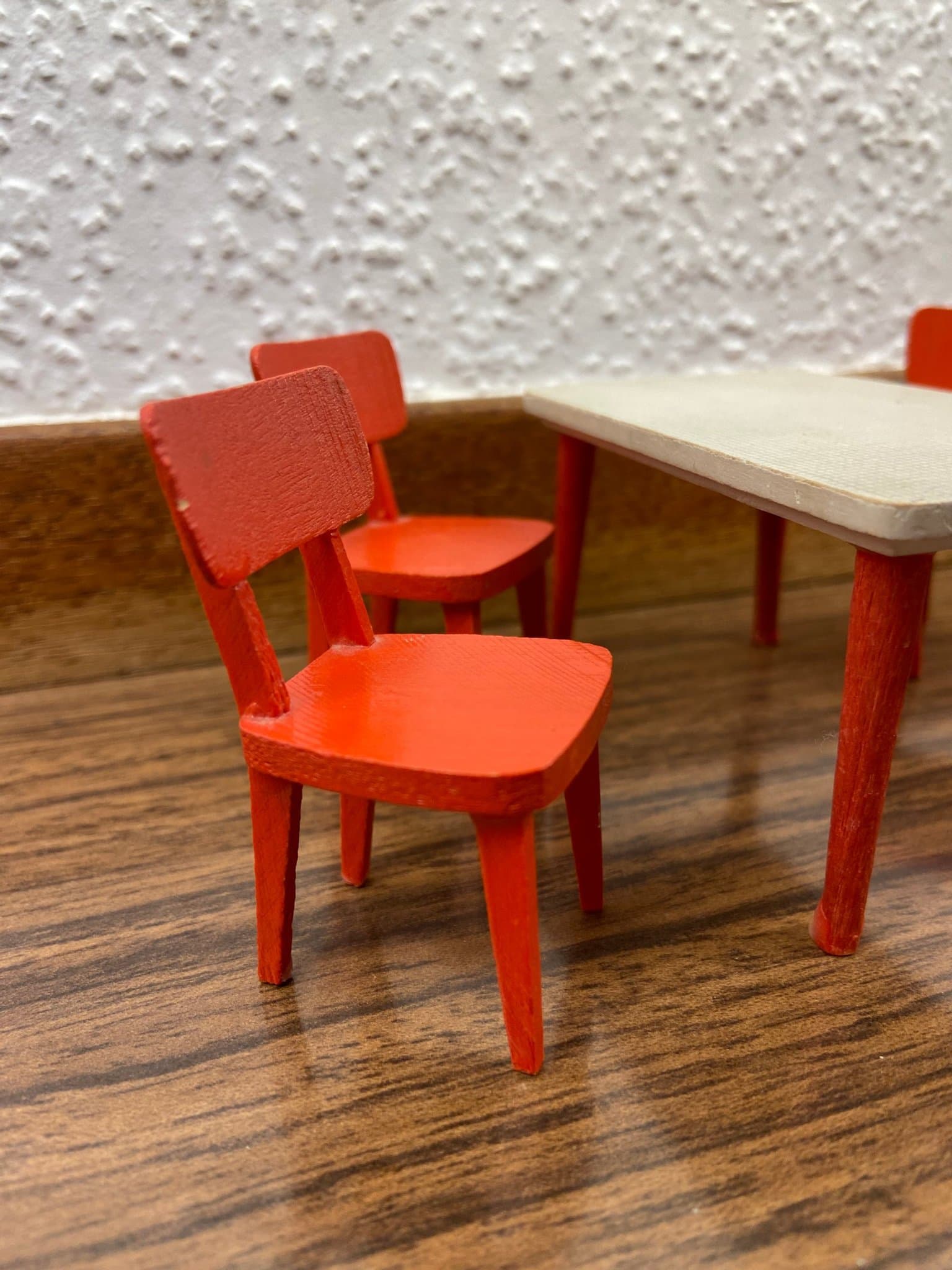 LUNDBY - Bord - Stolar - Köksinredning - Dockskåp