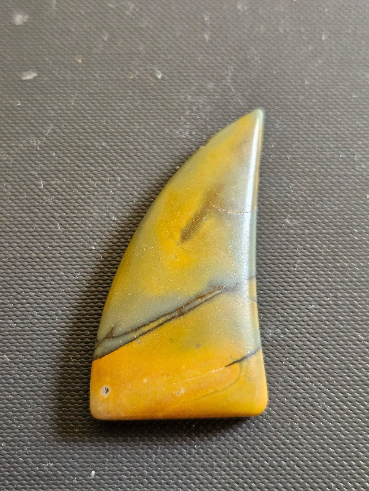 Hänge av natursten jaspis