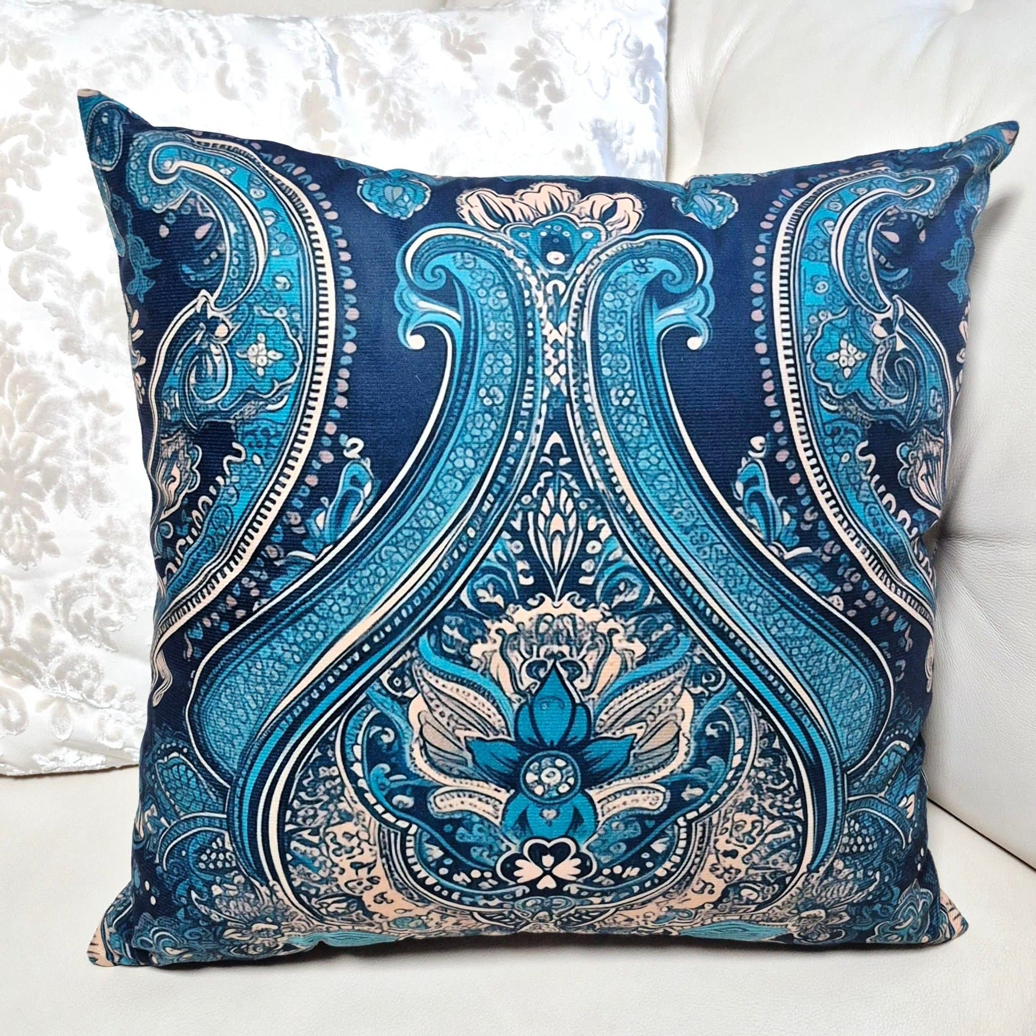 OBS 2st kuddfodral med tryck inspererat William Morris 45x45cm polyester