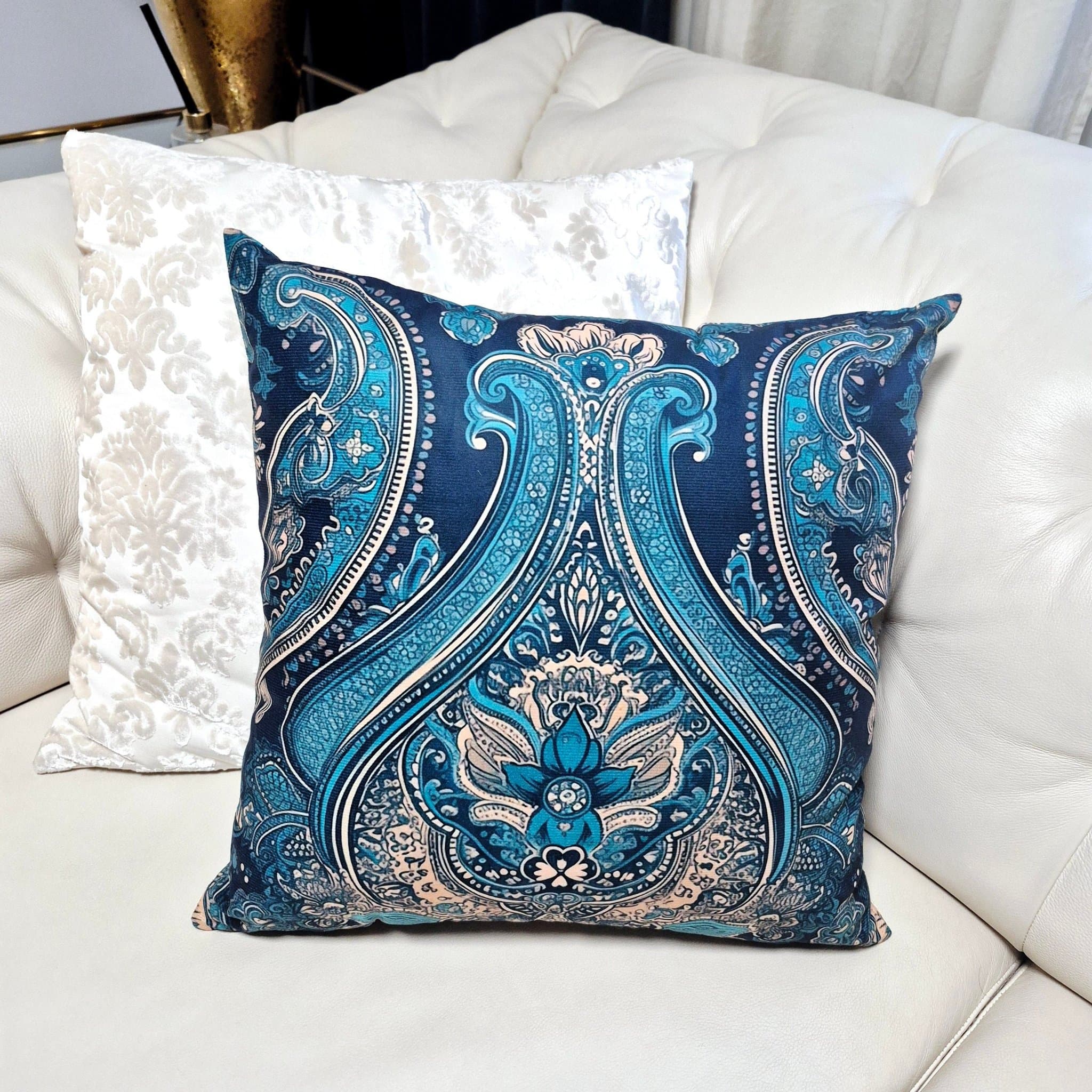 OBS 2st kuddfodral med tryck inspererat William Morris 45x45cm polyester