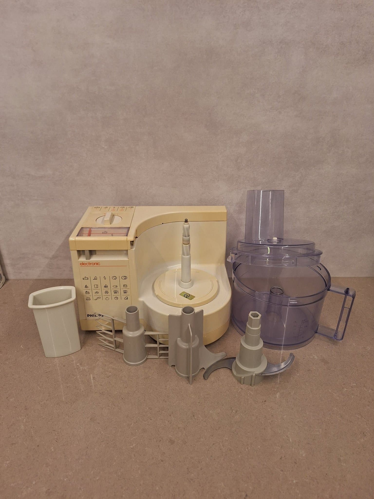 Philips HR 2881/A Matberedare / Mixer / Bakmaskin / Köksassistent - Retro - 400W