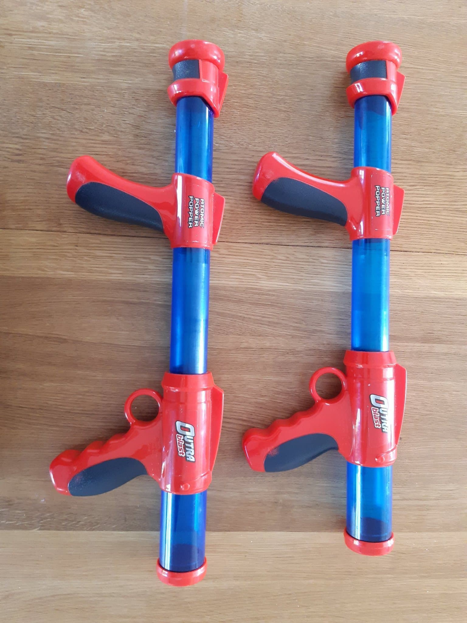 Pistol gevär skjutvapen leksakspistol Automic power popper quatro blaster