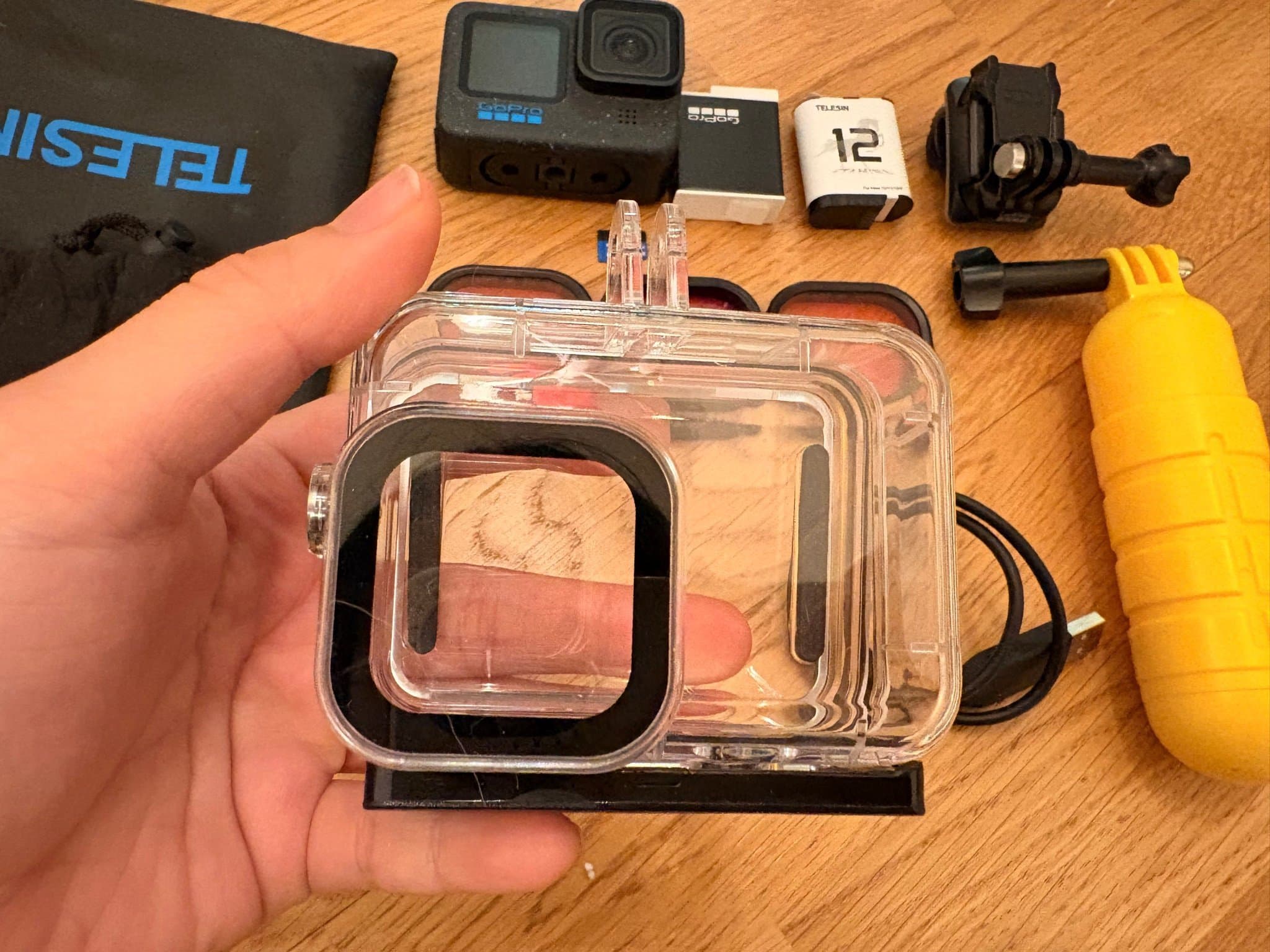 GoPro HERO12 Black actionkamera – paket med batterier och 128GB