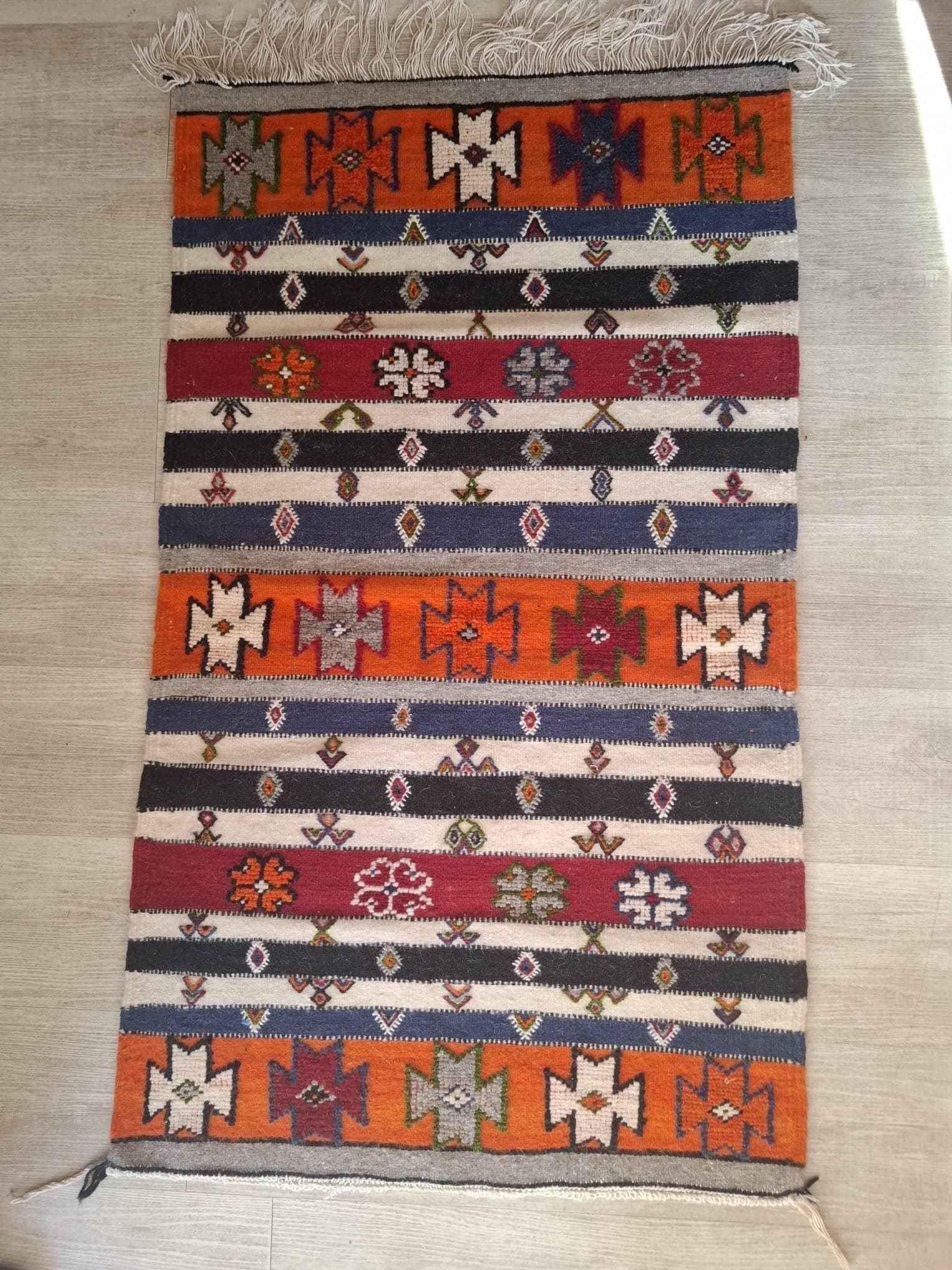 Tapis marocain authentique - motif berbères- pièce unique