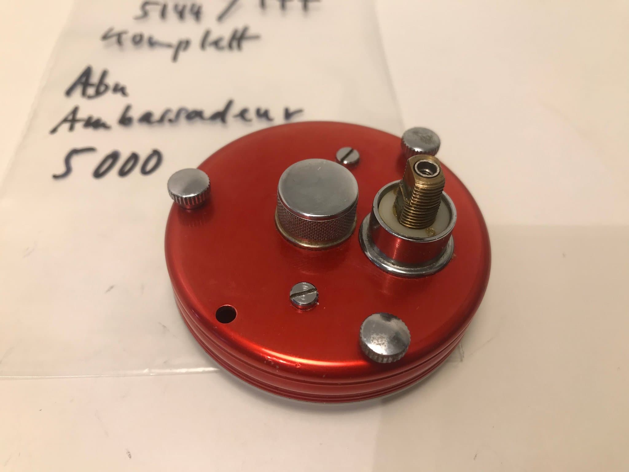 reservdel till Abu Ambassadeur 5000, här: 5138,5144+++sidoplåt höger komplett