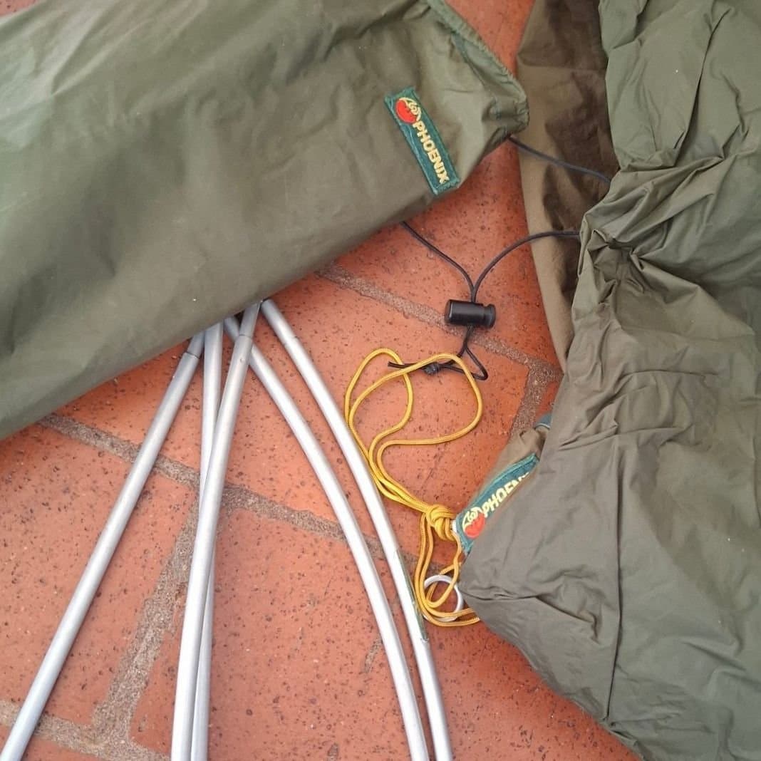 Phoenix tält (biviibag) med Bulldog Flexipol tältstänger