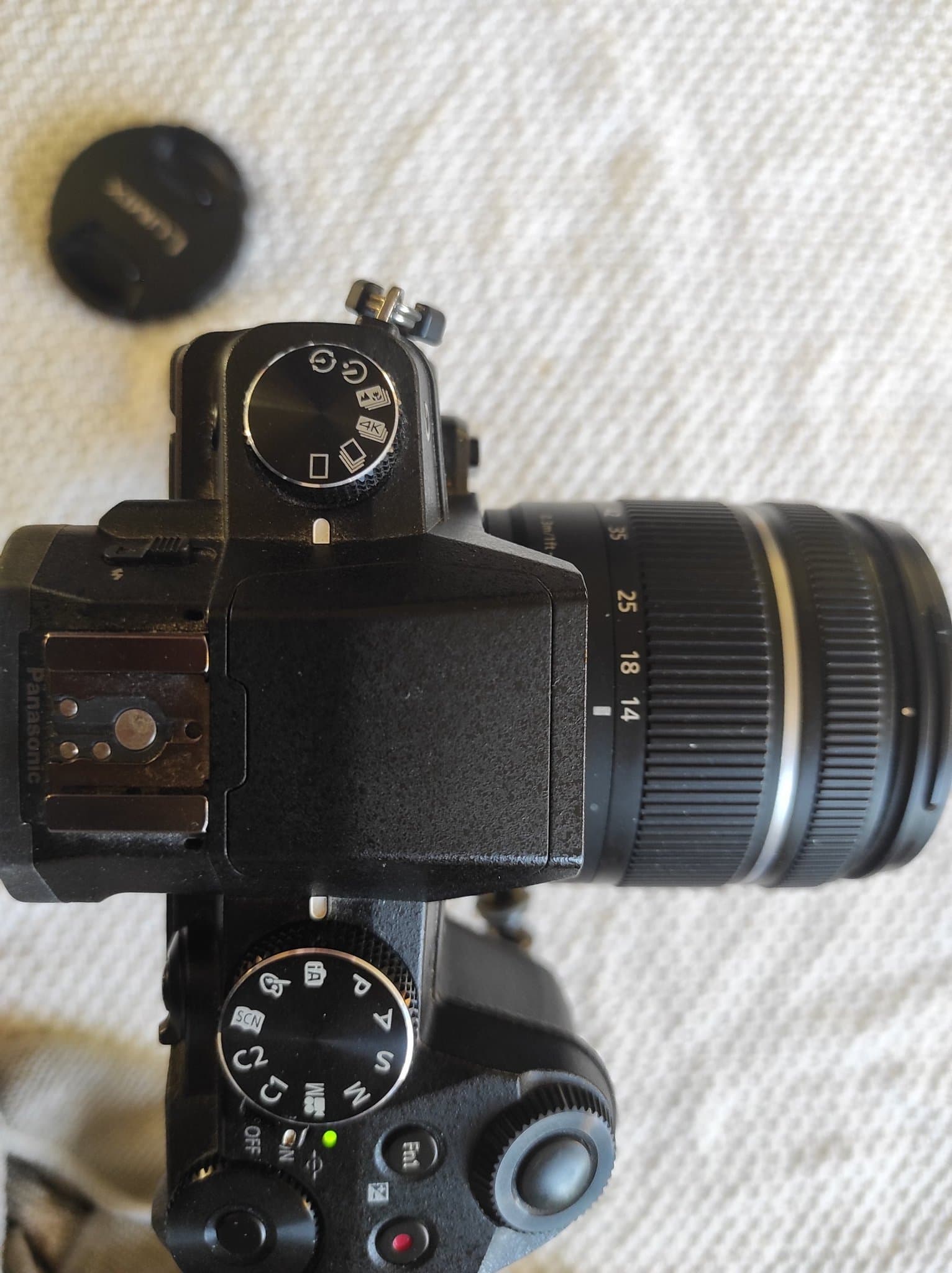 Lumix Kamera G80 + G vario 14-42mm ( med Mega O.I.S)