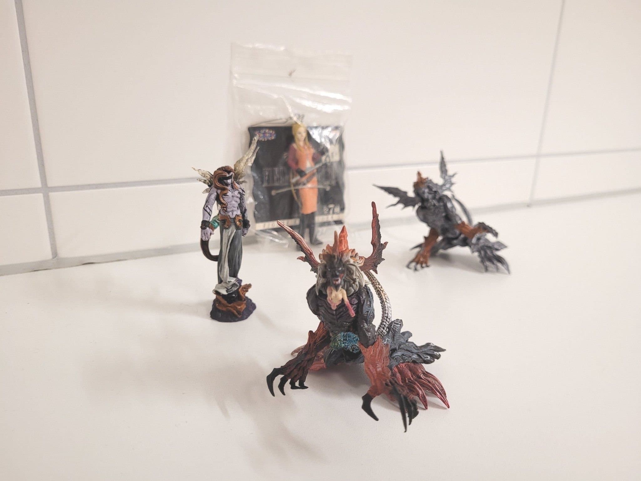 4 st Final Fantasy VIII 8 Quistis Adel Ultemecia Creatures Figur Figurer