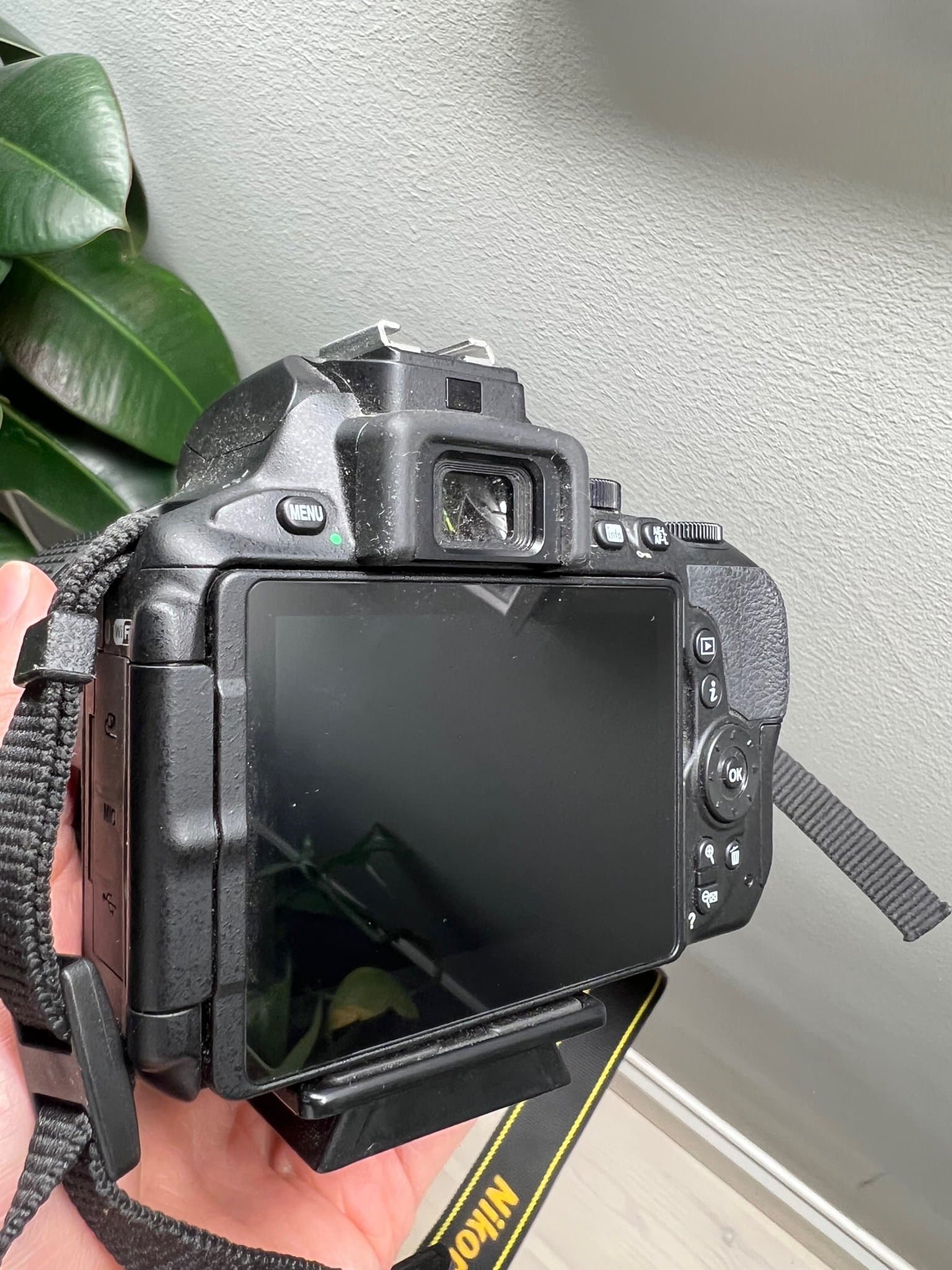 Nikon D5600 + Nikkor 18-140mm VR – komplett paket