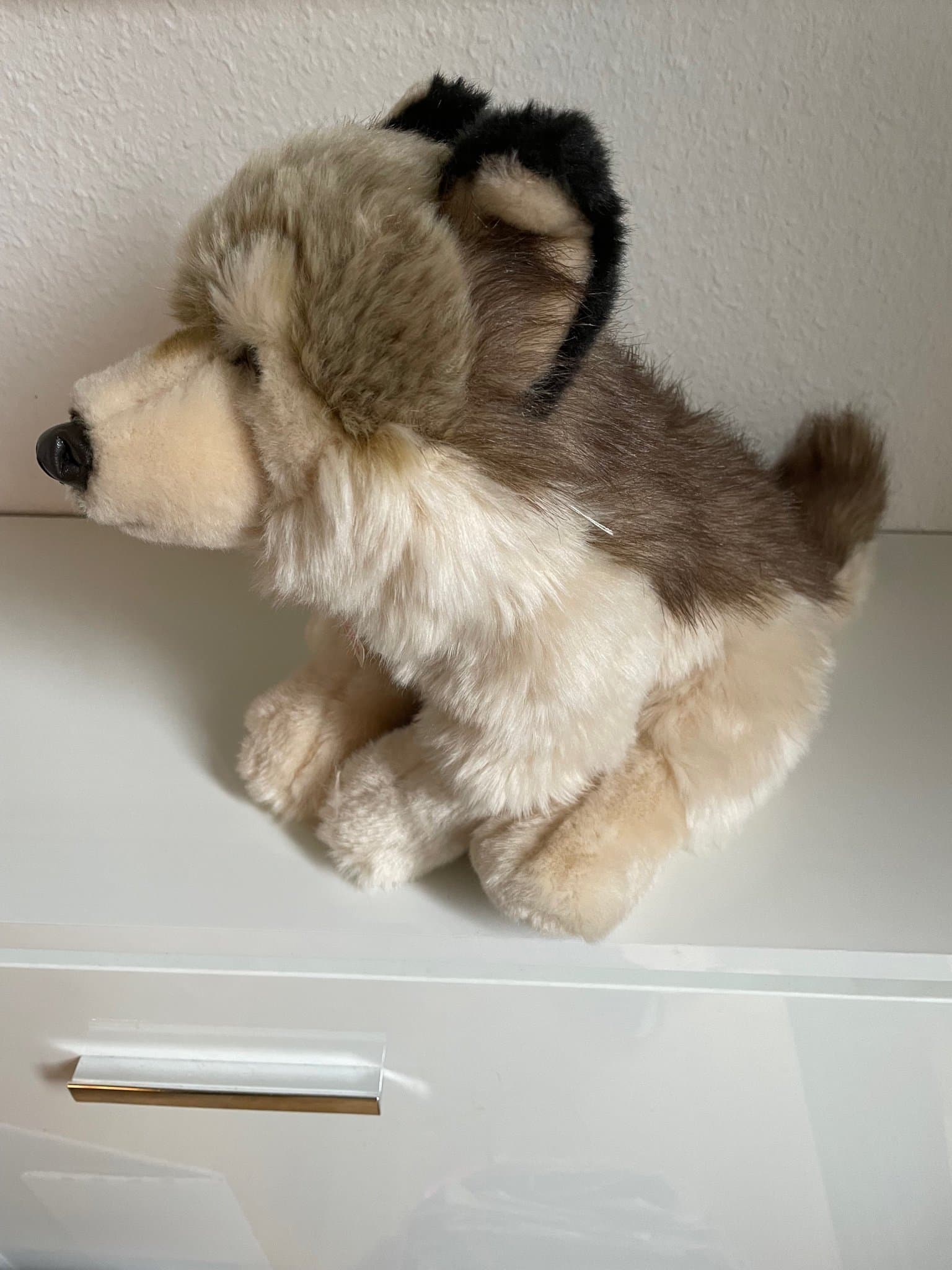 Teddy Hermann Collection Varg 24 cm hög 32 cm lång(ut i svanstippen)