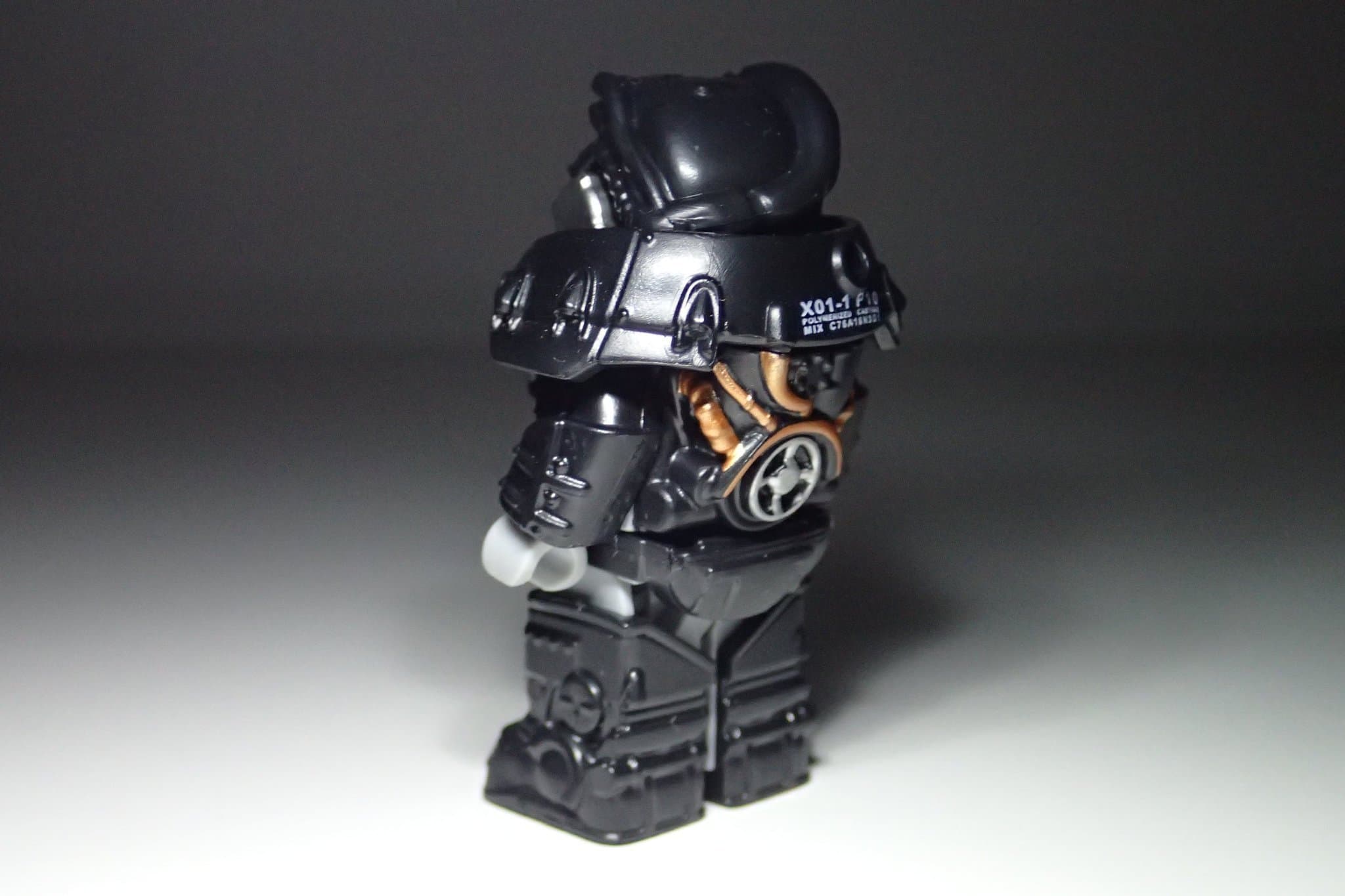 TV Toys Fallout minifigurtillbehör - Enclave X-01 Power Armor till minifigurer