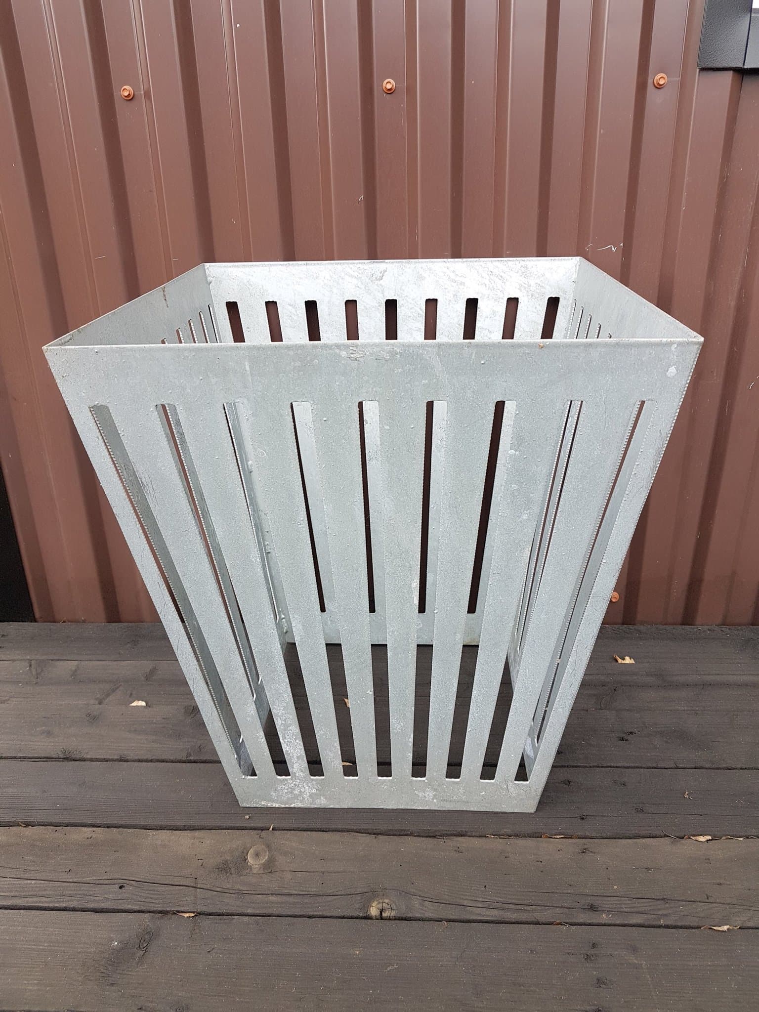 Galvaniserad Eldkorg, Oanvänd