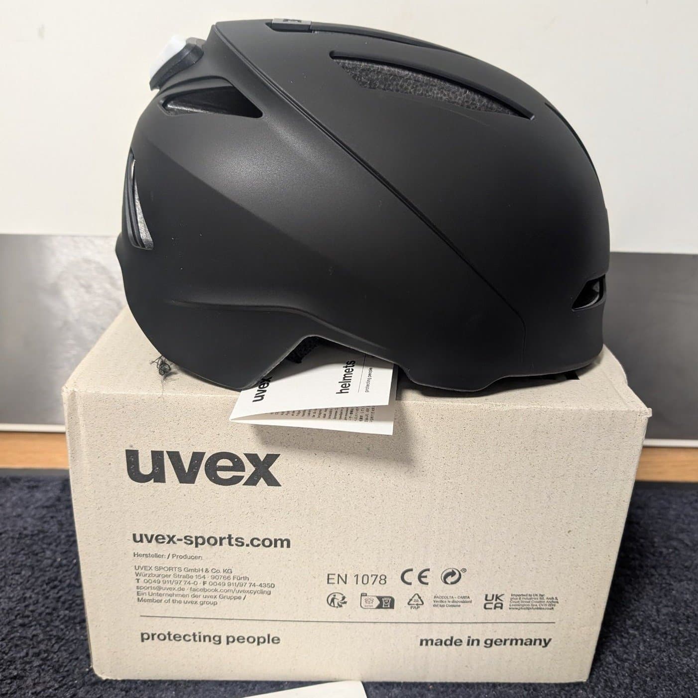 uvex urban planet LED Cykelhjälm Matt Black - Storlek L (58-61 cm)