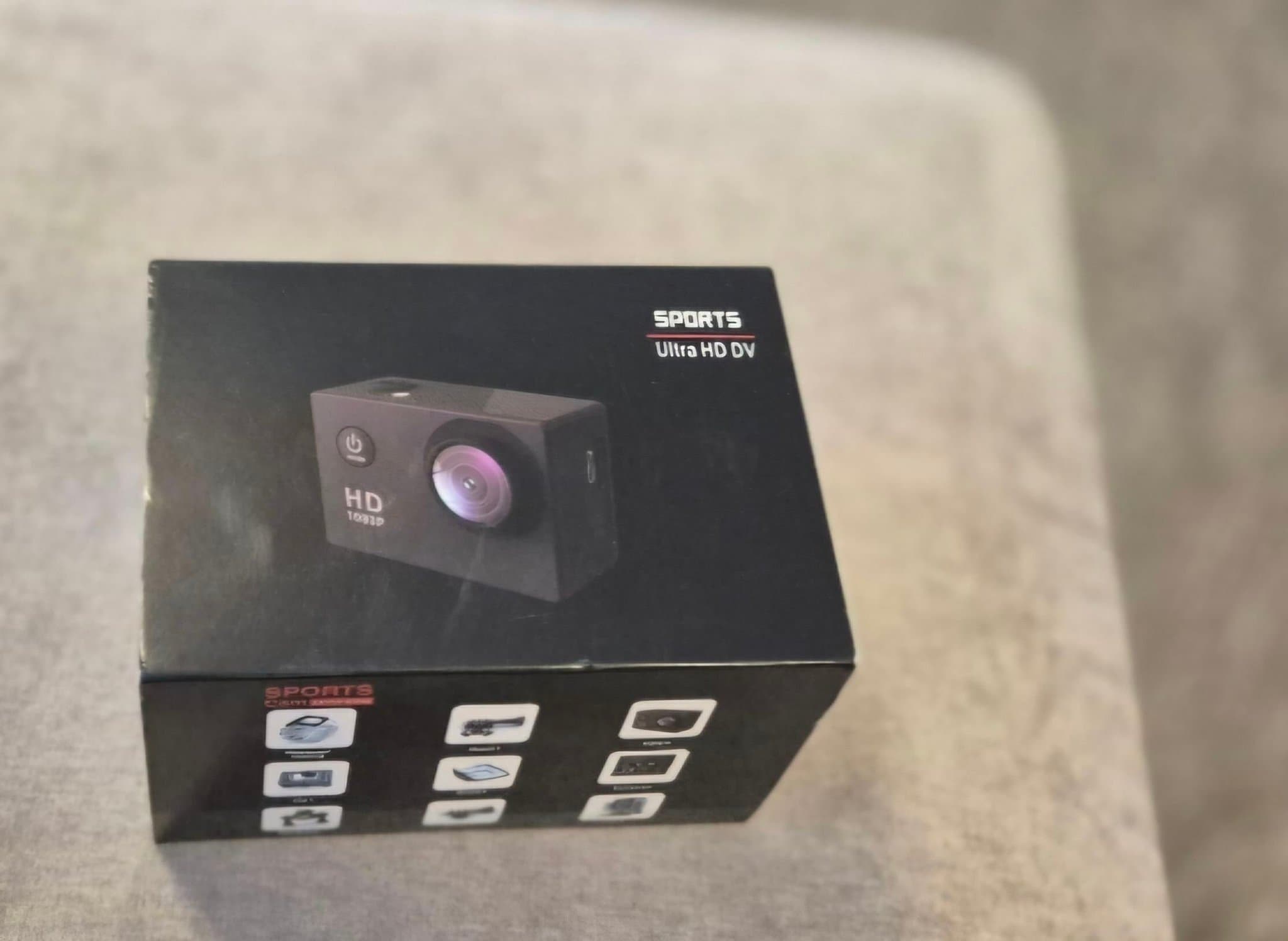 1080P HD Actionkamera med 140° Vidvinkellins – Perfekt för Äventyr!