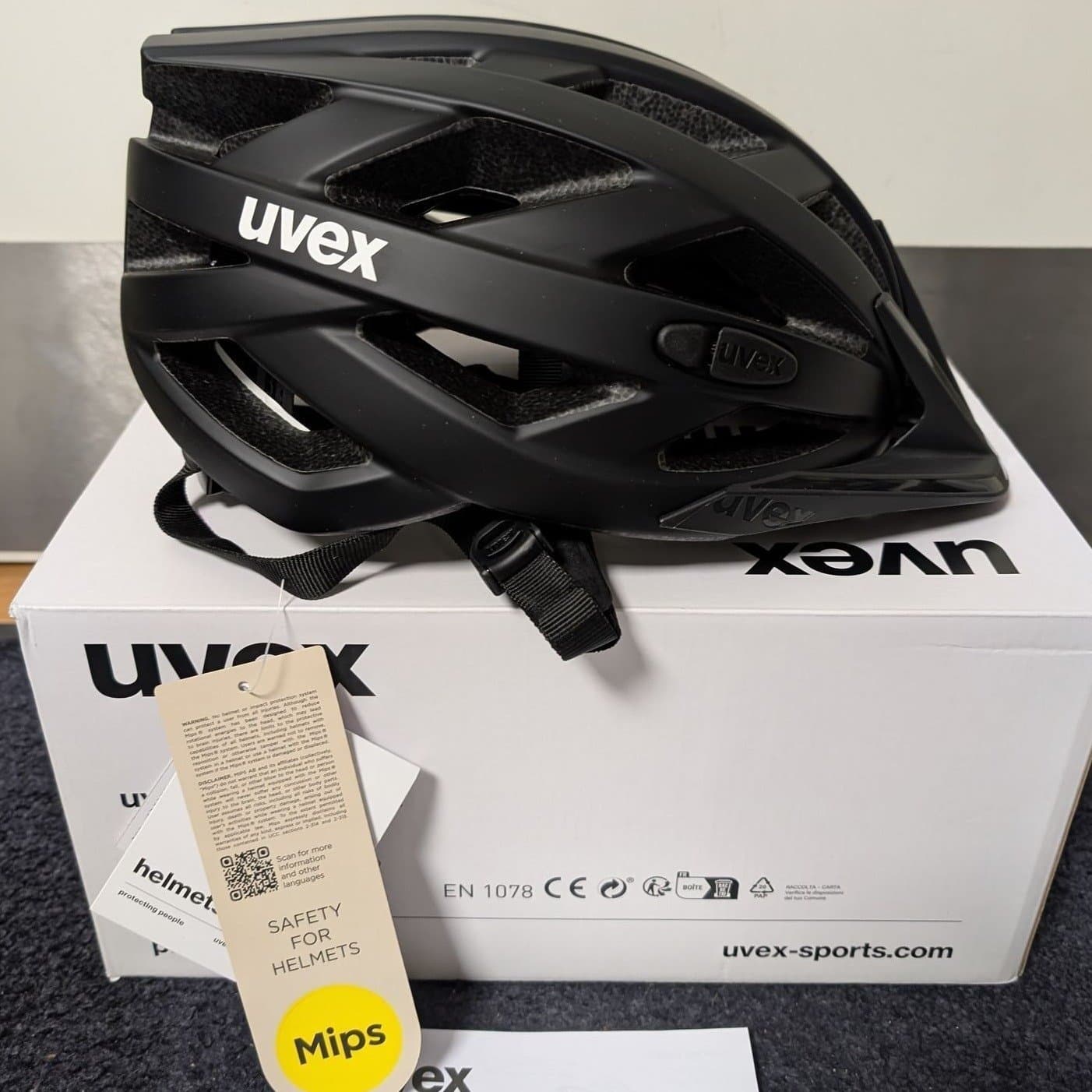 uvex i-vo cc MIPS Cykelhjälm All Black Matt - Storlek M/L (56-60 cm)