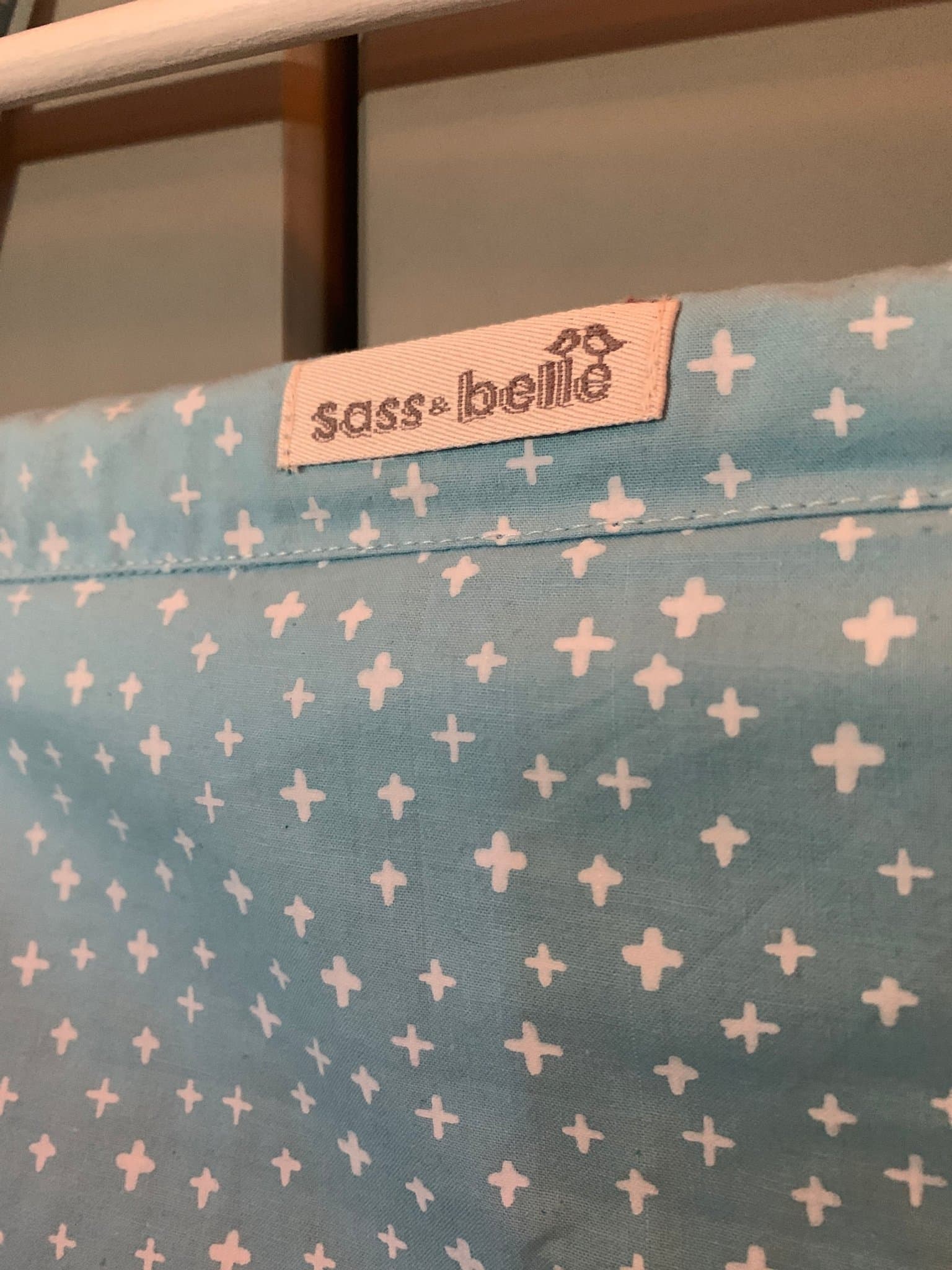 Sass & Belle väggprydnad skylt väggdekor inredning YOU ARE AWESOME blå