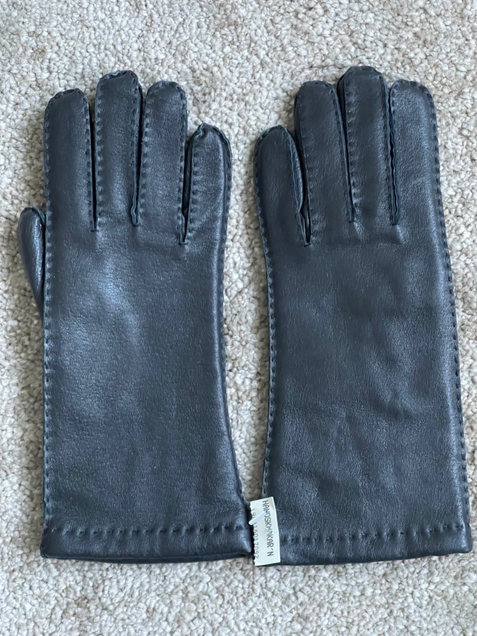 HANDSKMAKAREN svarta Läder handskar, storlek 7 helt nya