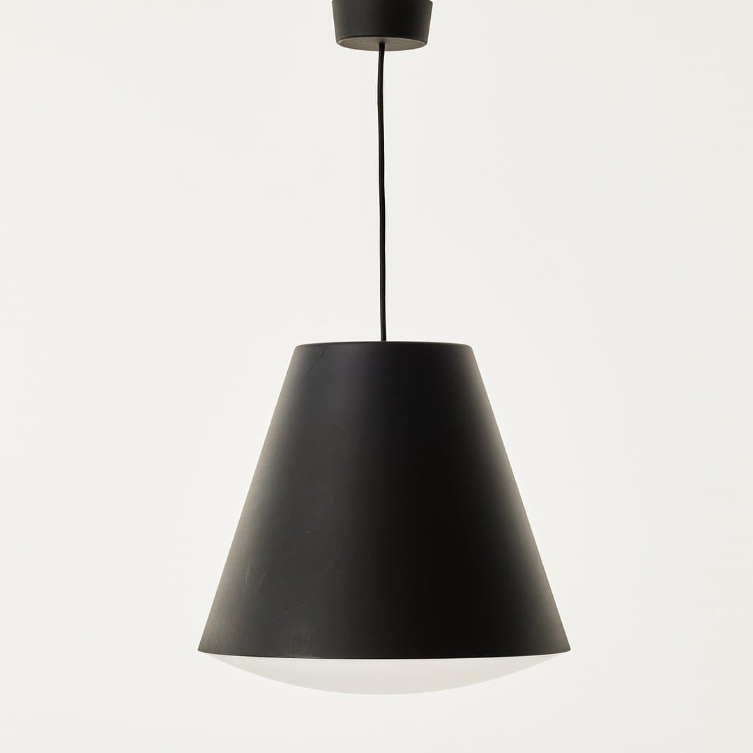 HAY design Sinker Pendel Lampa Svart Stor design Sebastian Wrong