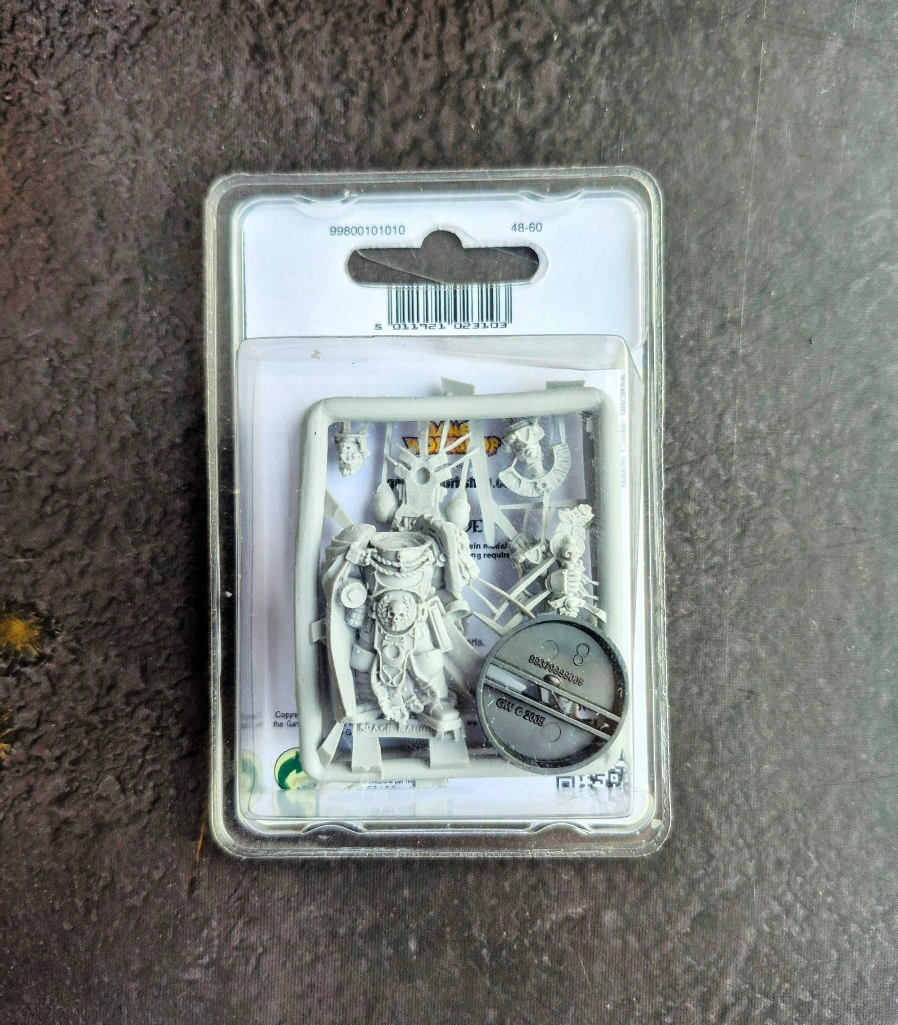 Ultra Marines Captain Sicarius - Citadel Finecast