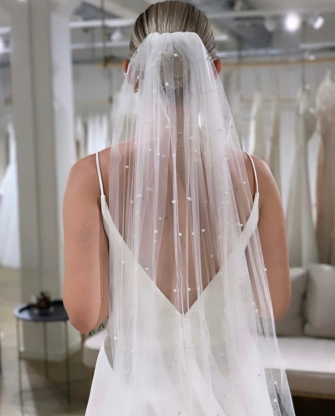 Brudslöja Ord.pris 1695kr