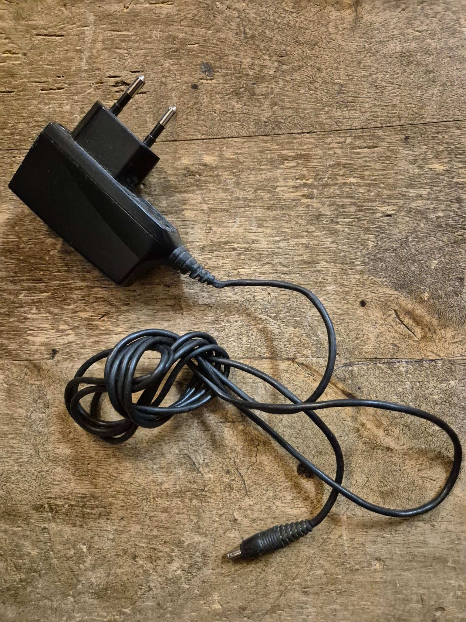 Nokia AC-12E Laddare