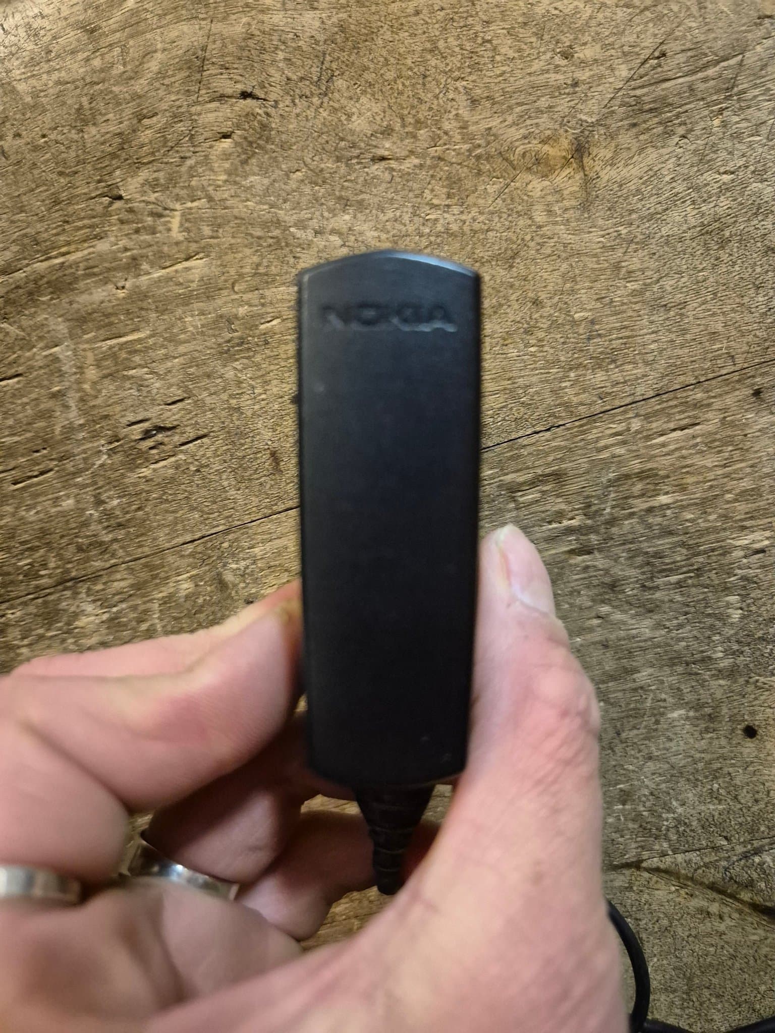 Nokia AC-12E Laddare