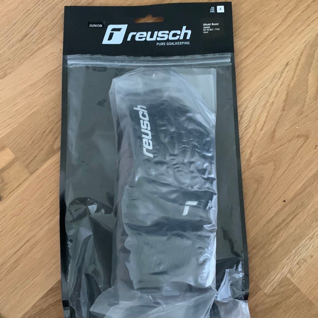 Nya Reusch Attrakt Resist Junior Målvaktshandske Storlek 4